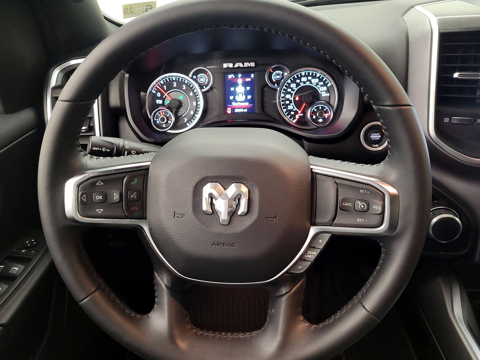 Thumbnail: 2024 RAM 1500 - 10