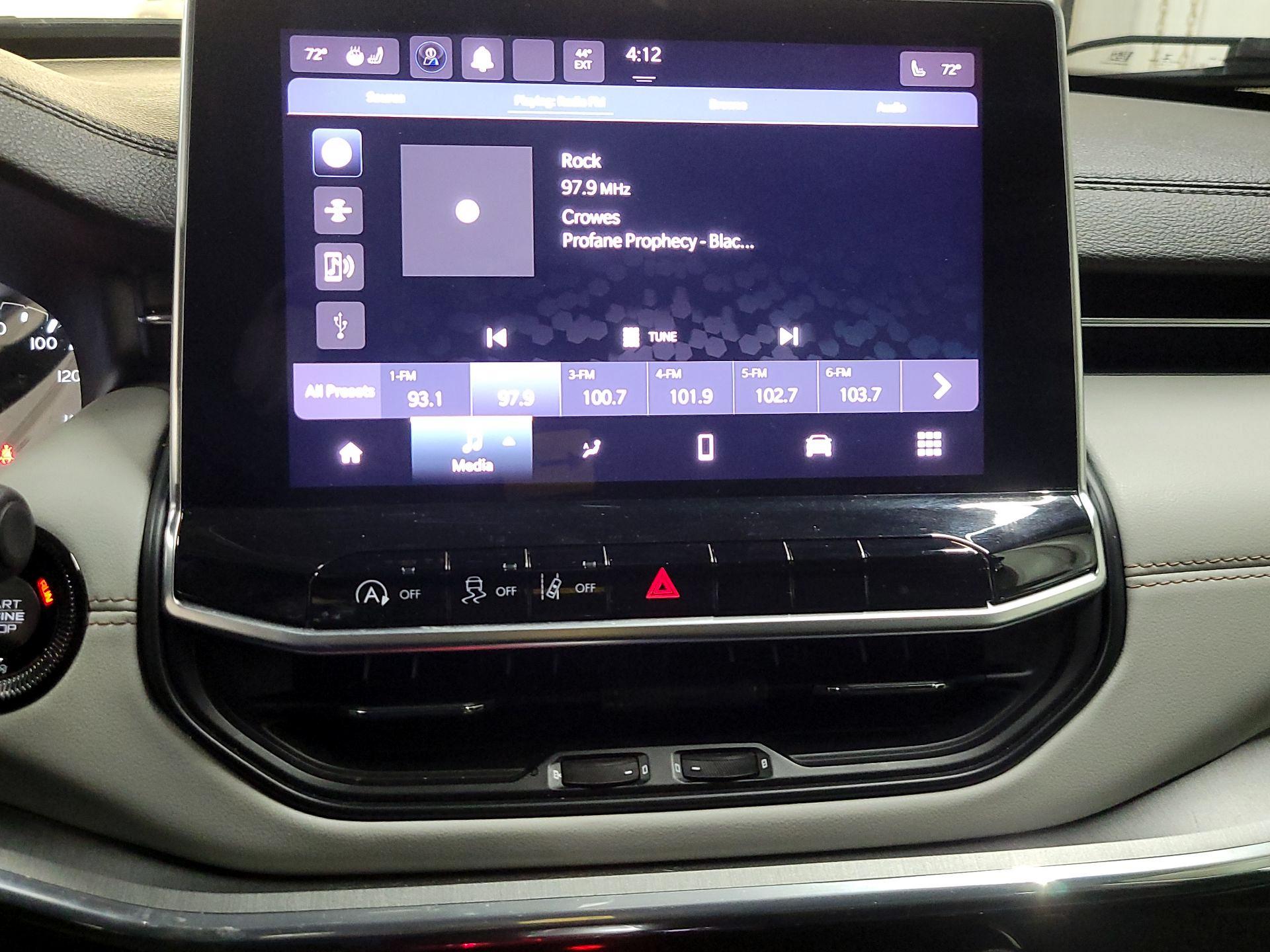 Thumbnail: 2022 Jeep Compass - 15