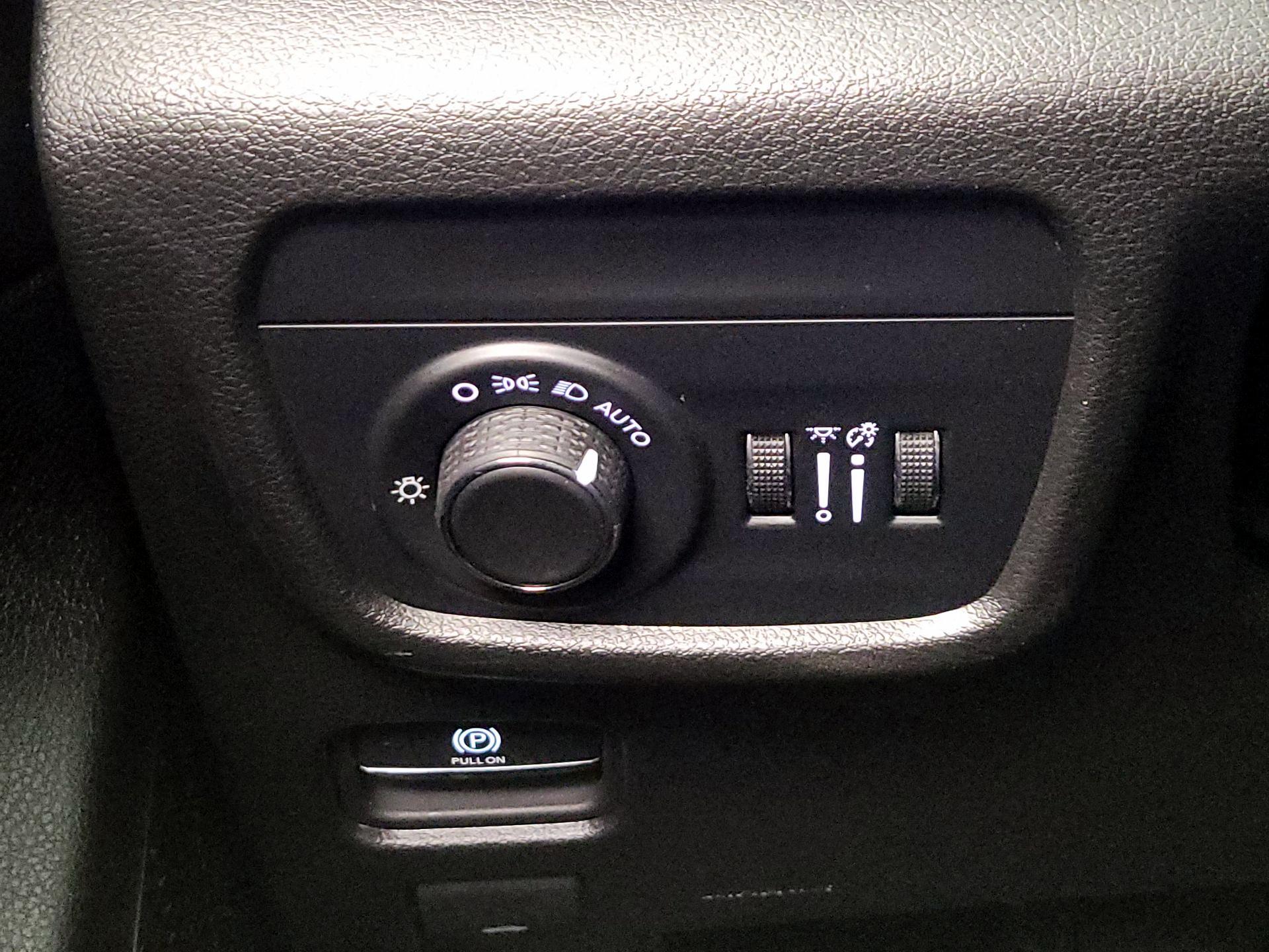 Thumbnail: 2024 Jeep Grand Cherokee - 13