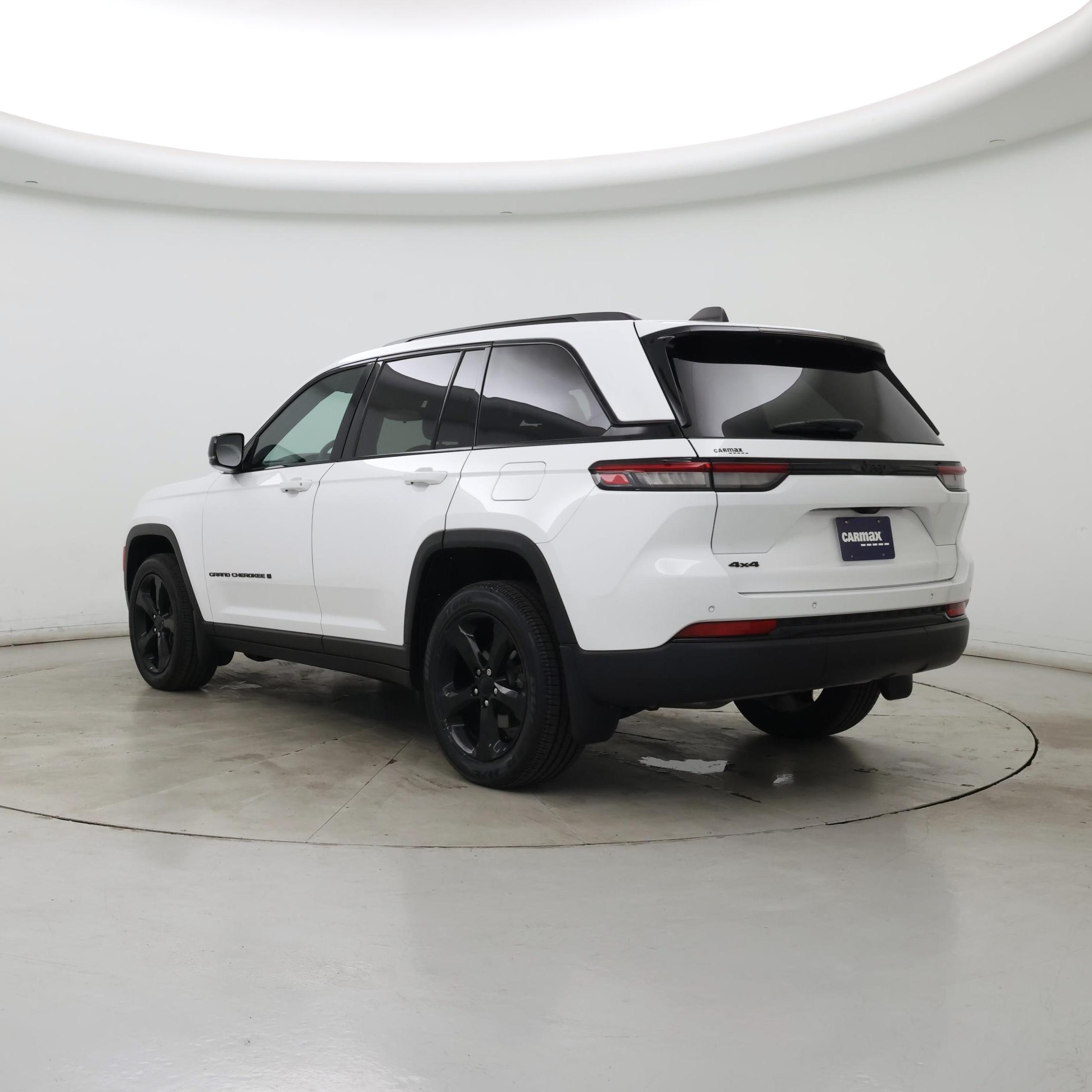 Thumbnail: 2024 Jeep Grand Cherokee - 2