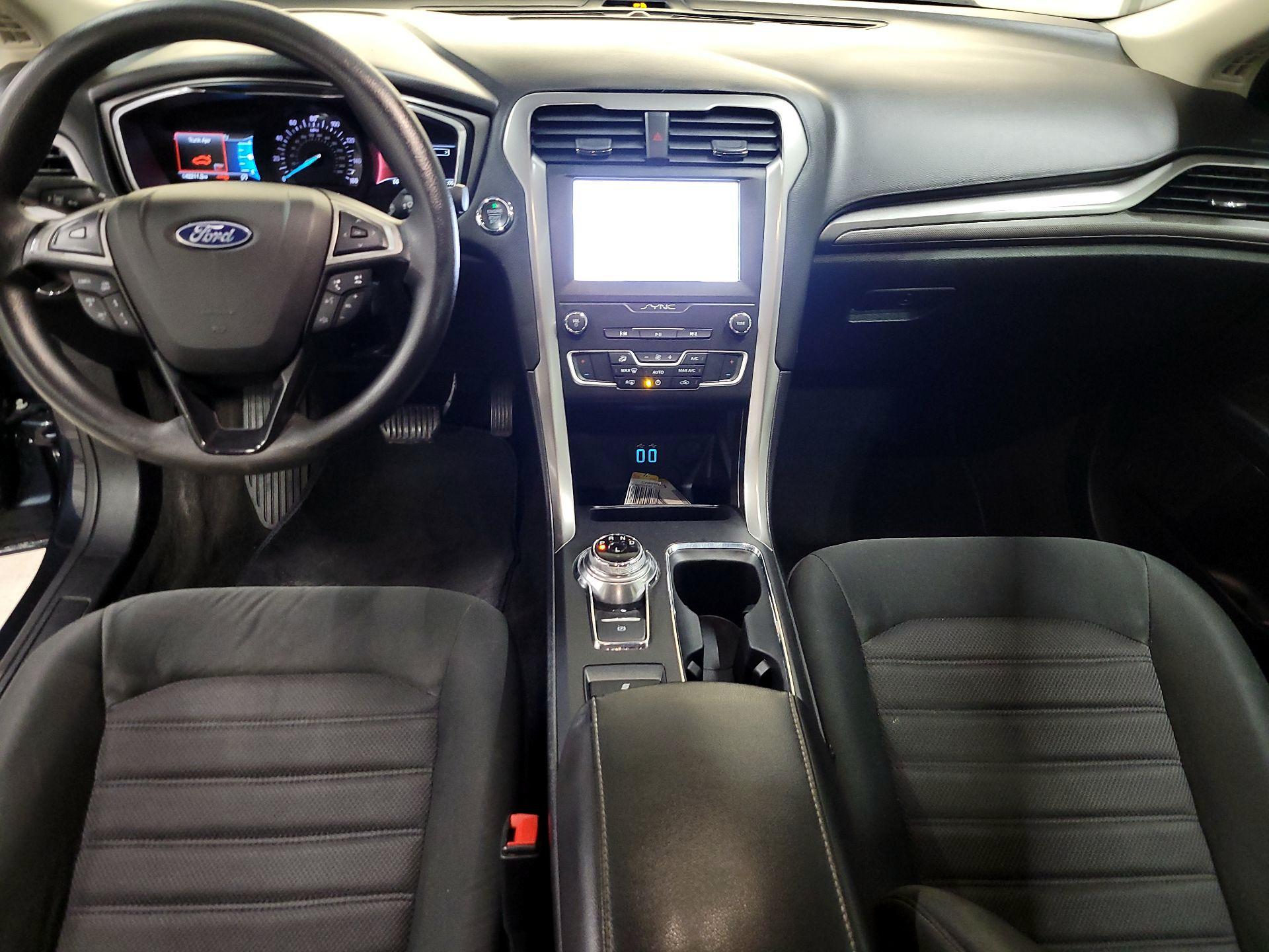 Thumbnail: 2020 Ford Fusion - 9