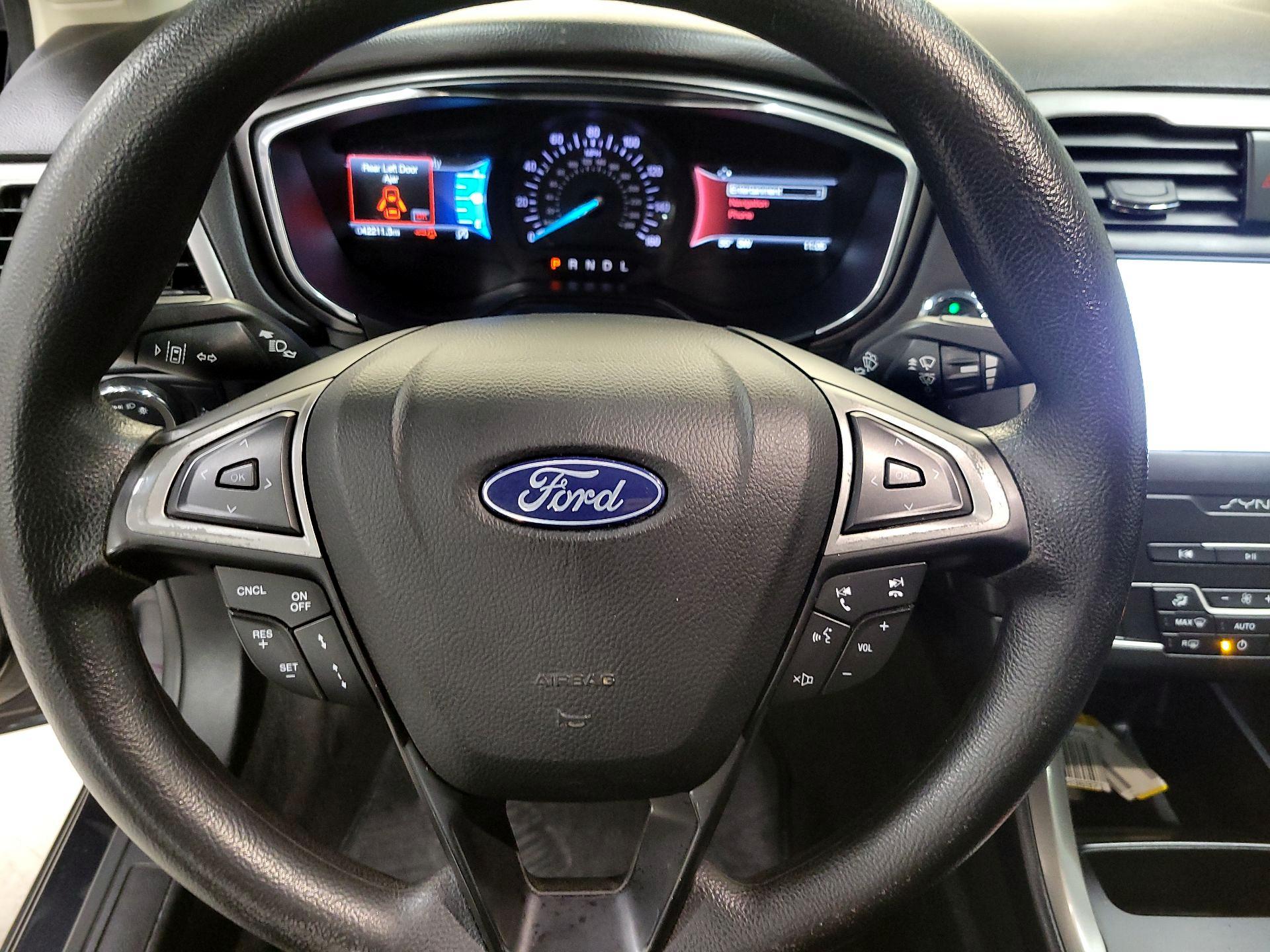 Thumbnail: 2020 Ford Fusion - 10