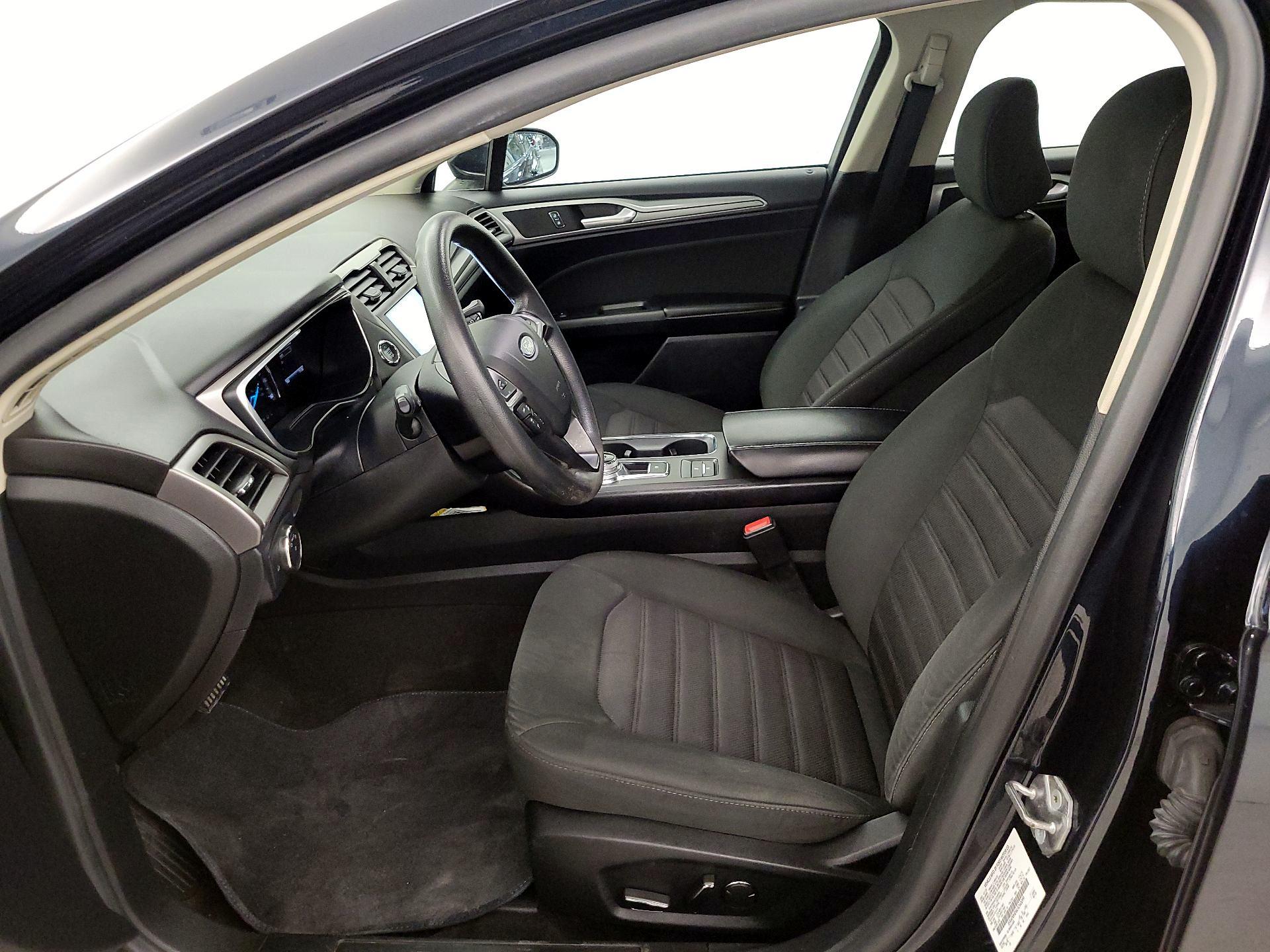 Thumbnail: 2020 Ford Fusion - 11