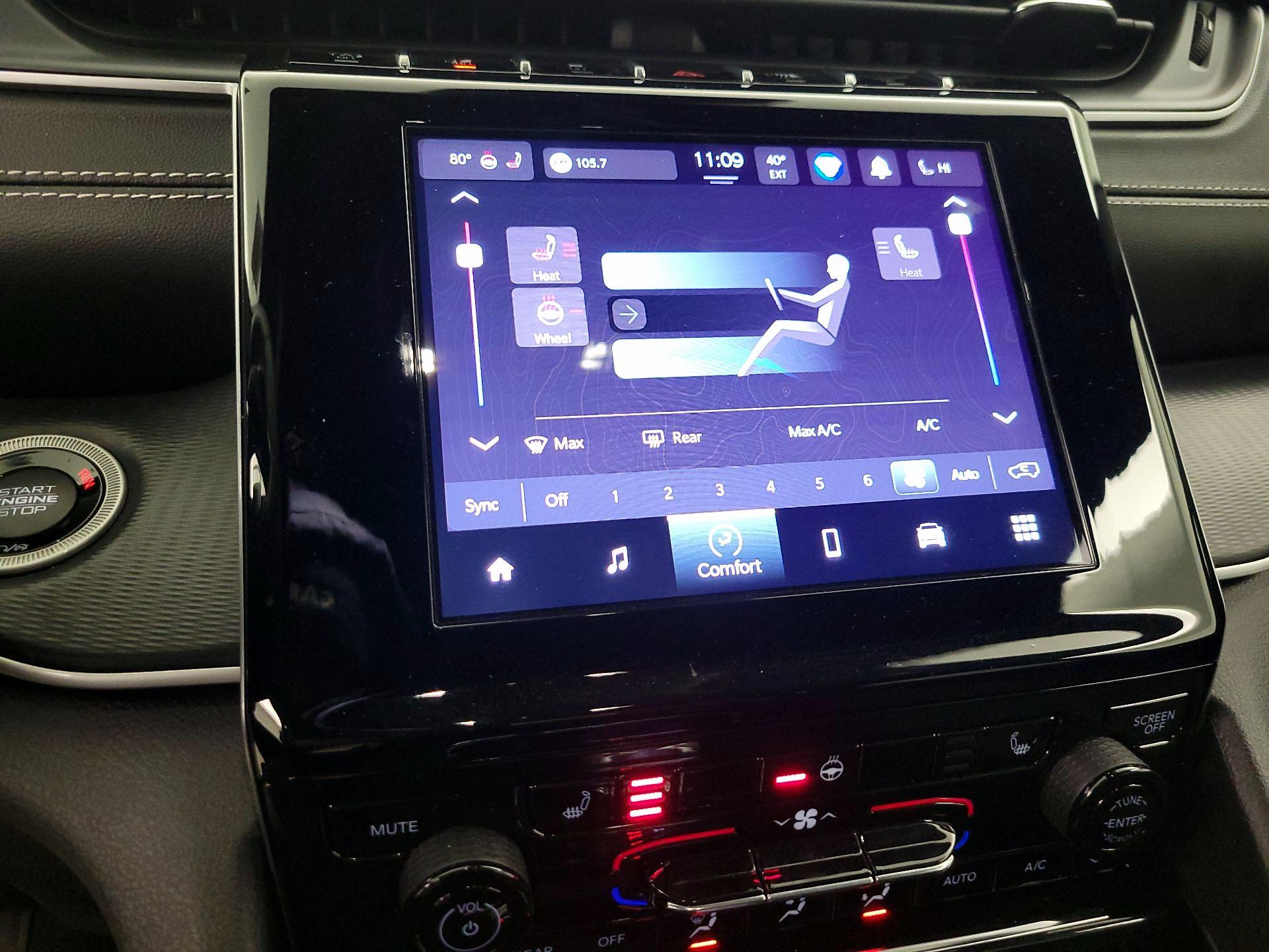 Thumbnail: 2023 Jeep Grand Cherokee - 15