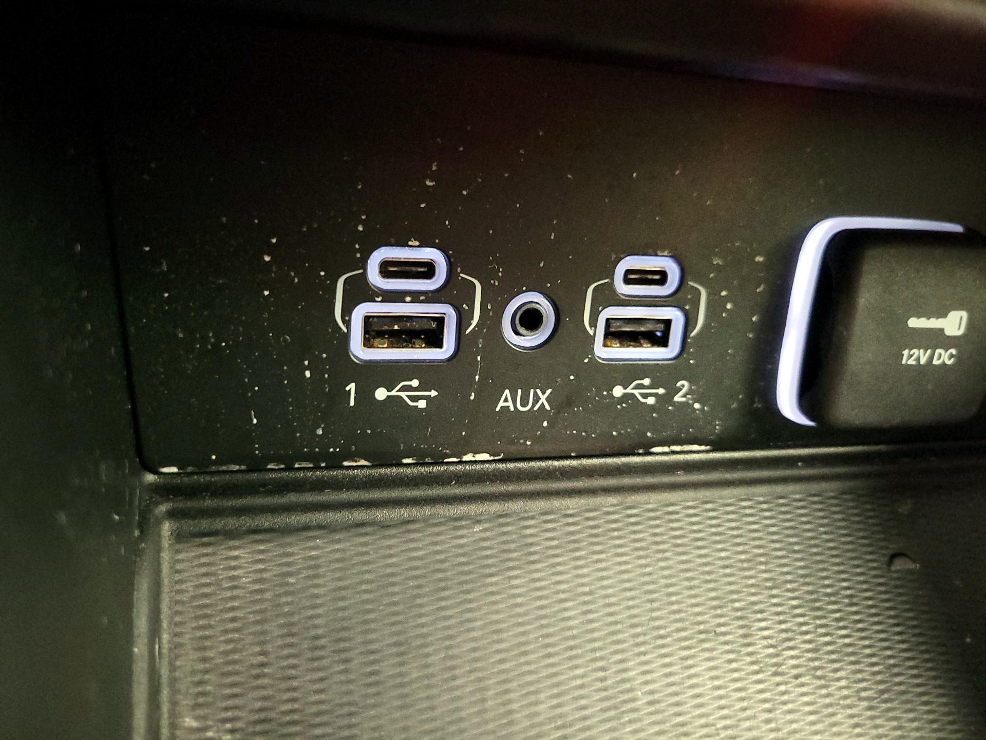 Thumbnail: 2023 Jeep Grand Cherokee - 18