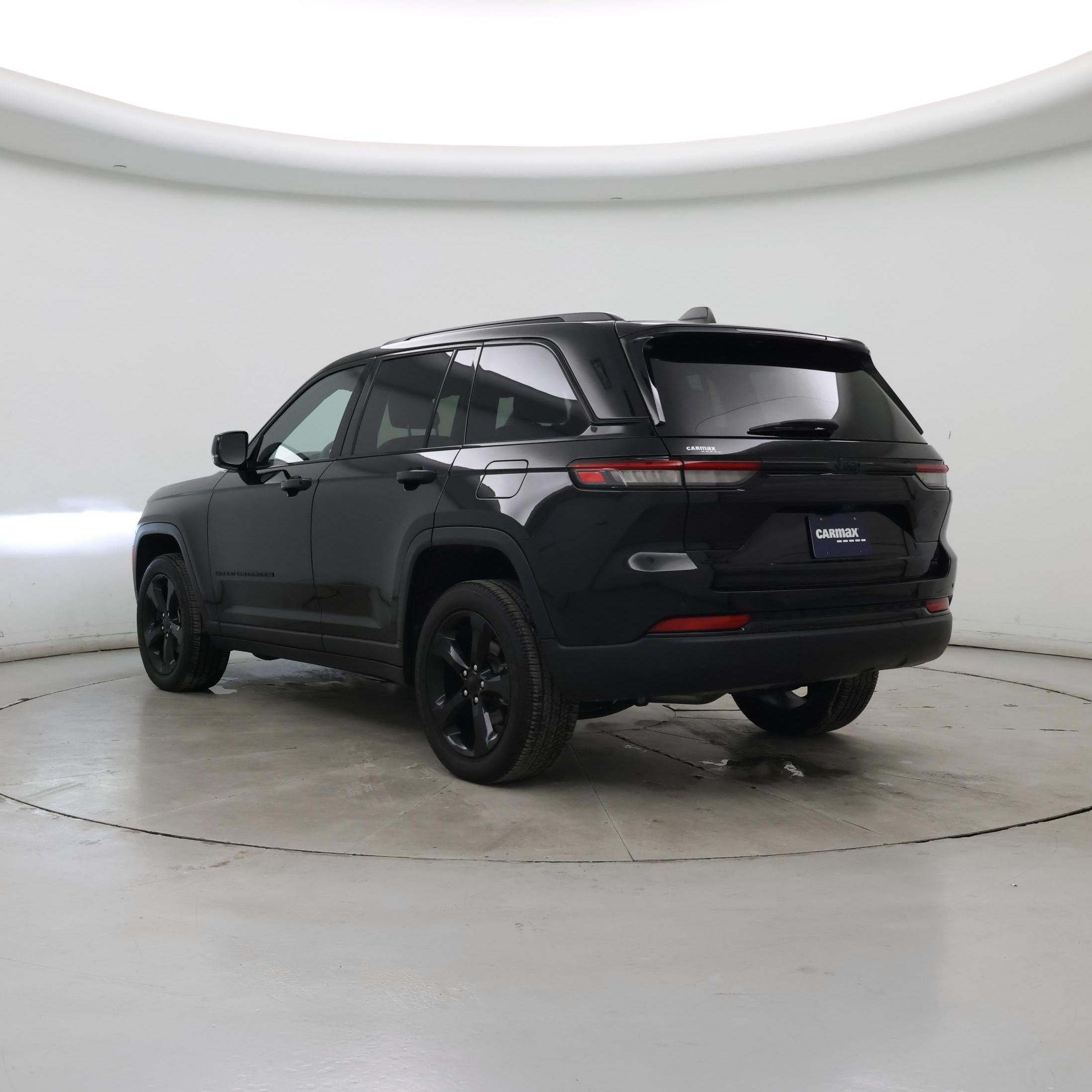 Thumbnail: 2023 Jeep Grand Cherokee - 2