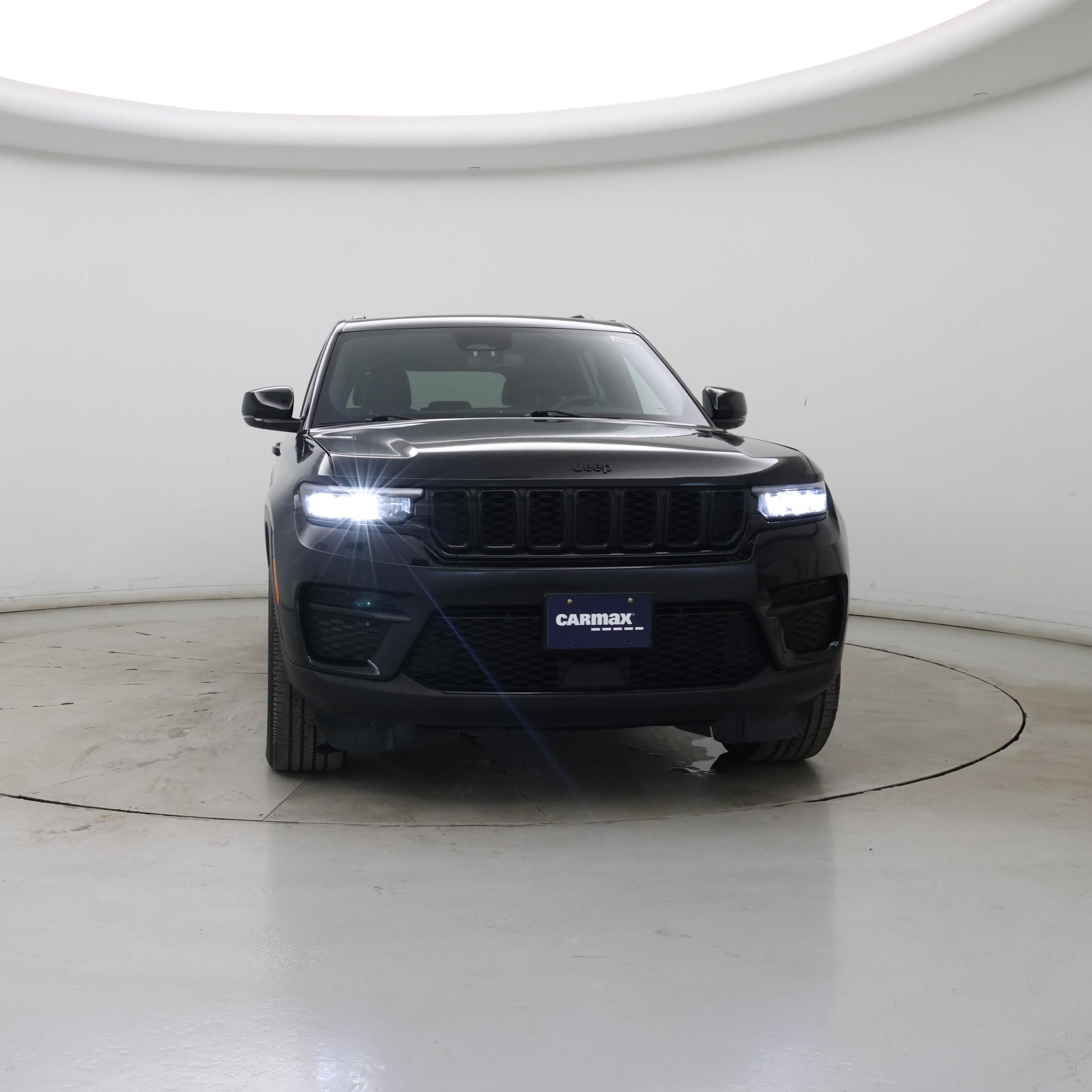 Thumbnail: 2023 Jeep Grand Cherokee - 5