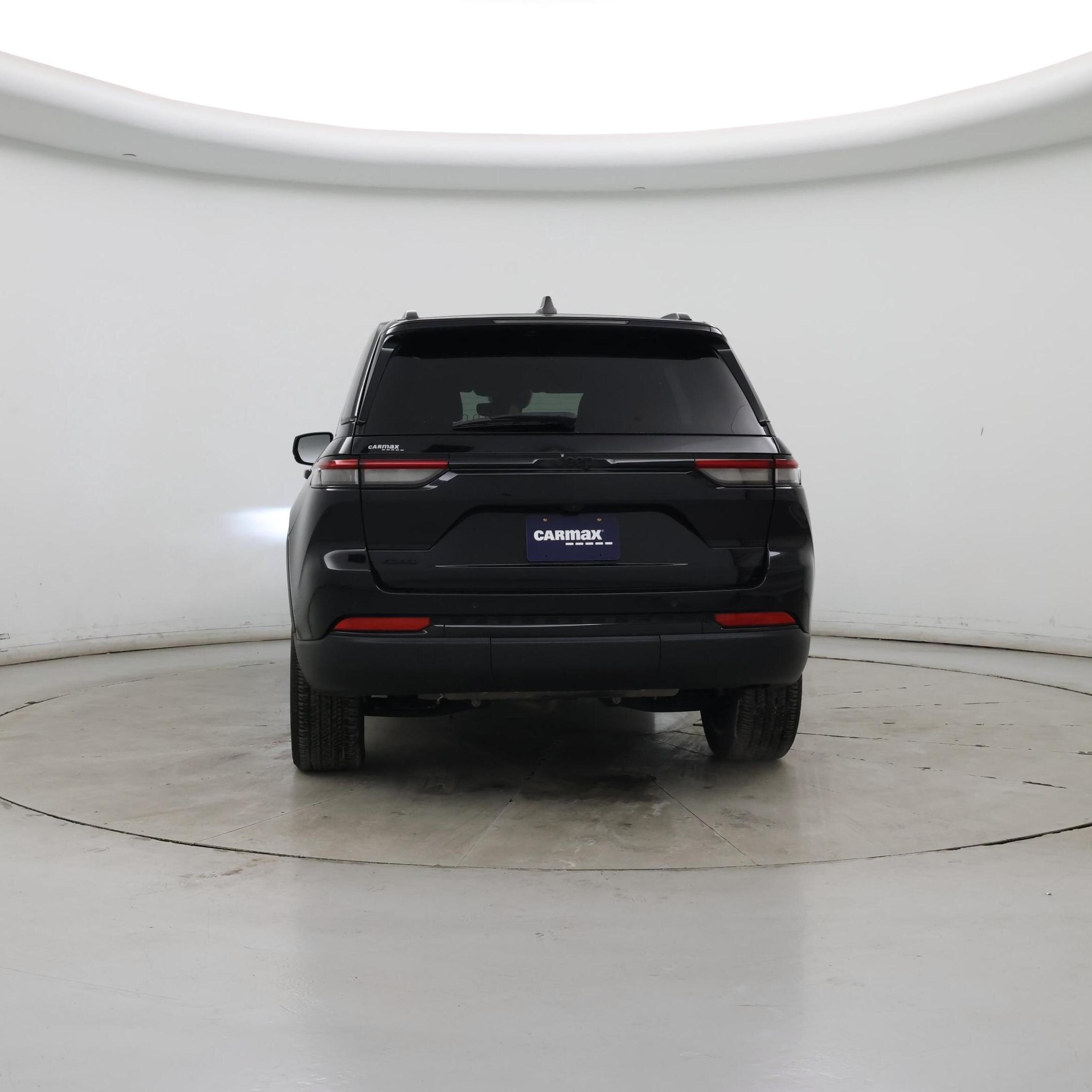 Thumbnail: 2023 Jeep Grand Cherokee - 6