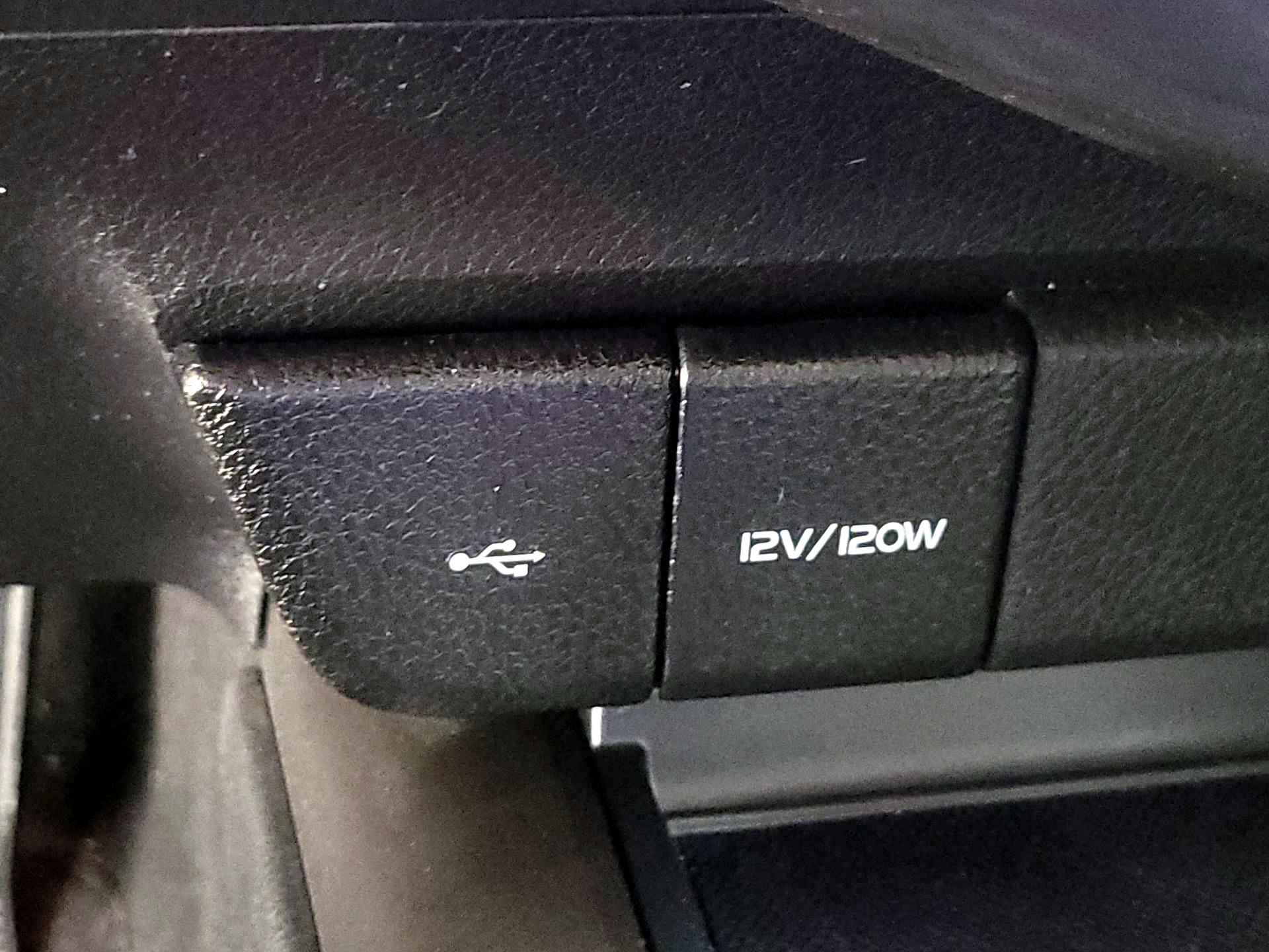 Thumbnail: 2022 Toyota Camry - 18