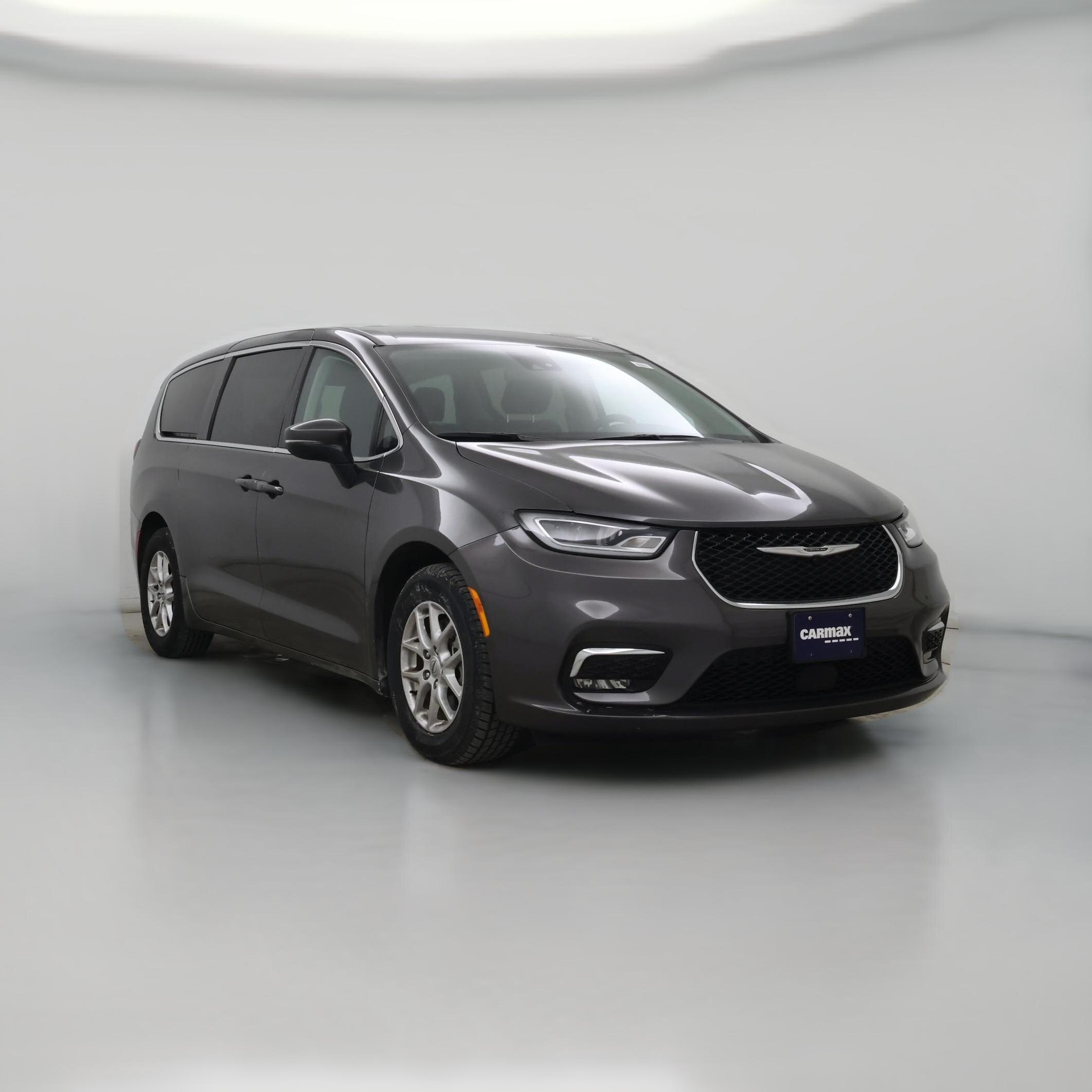 Thumbnail: 2023 Chrysler Pacifica - 1