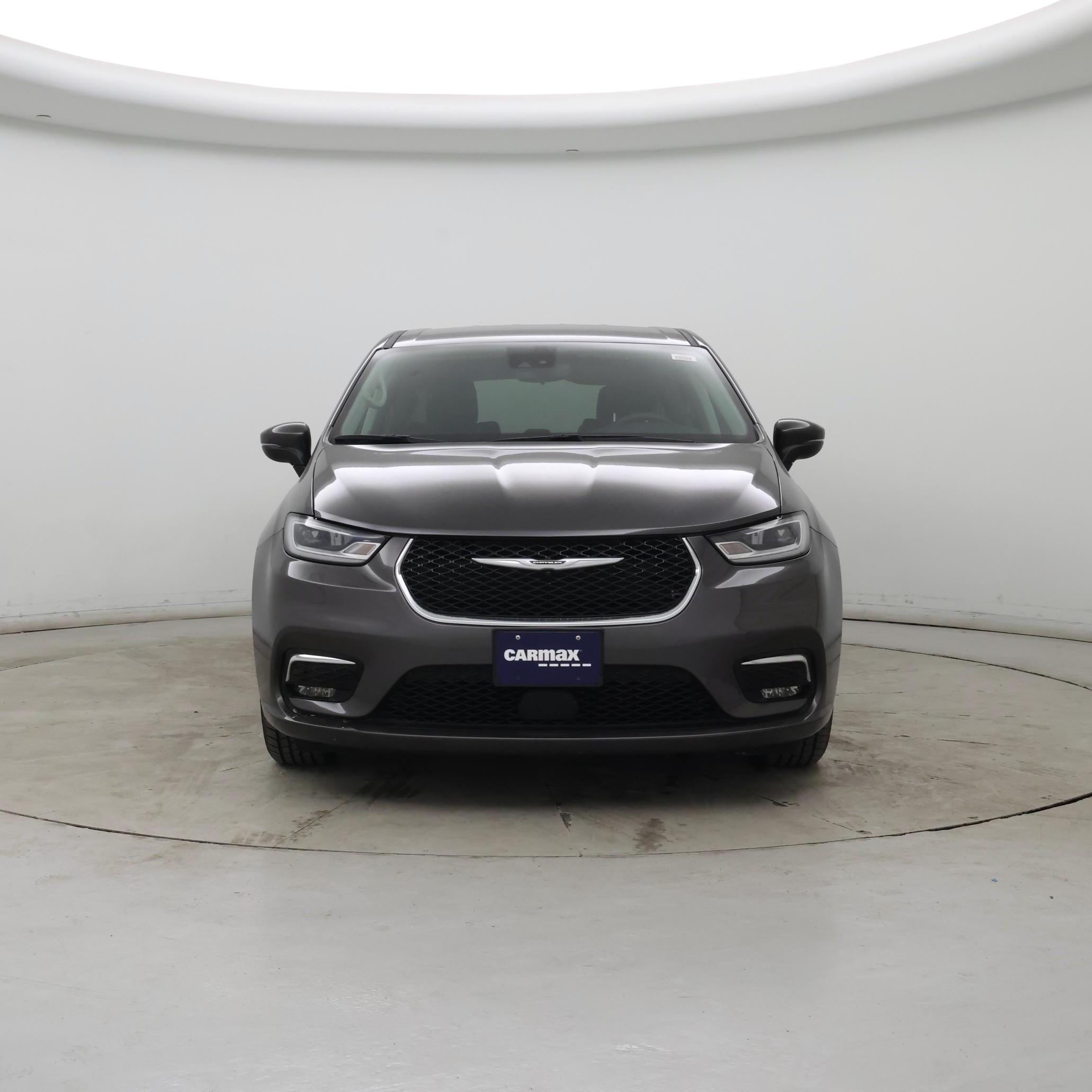 Thumbnail: 2023 Chrysler Pacifica - 5