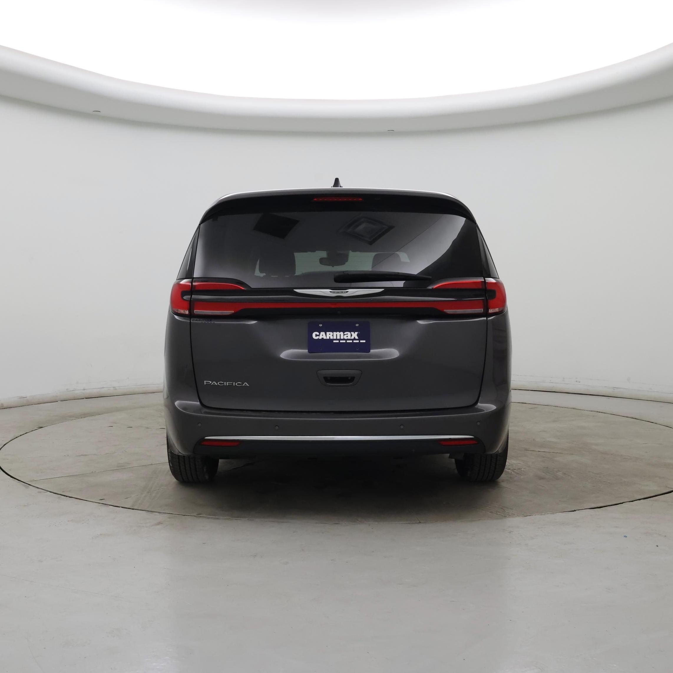 Thumbnail: 2023 Chrysler Pacifica - 6