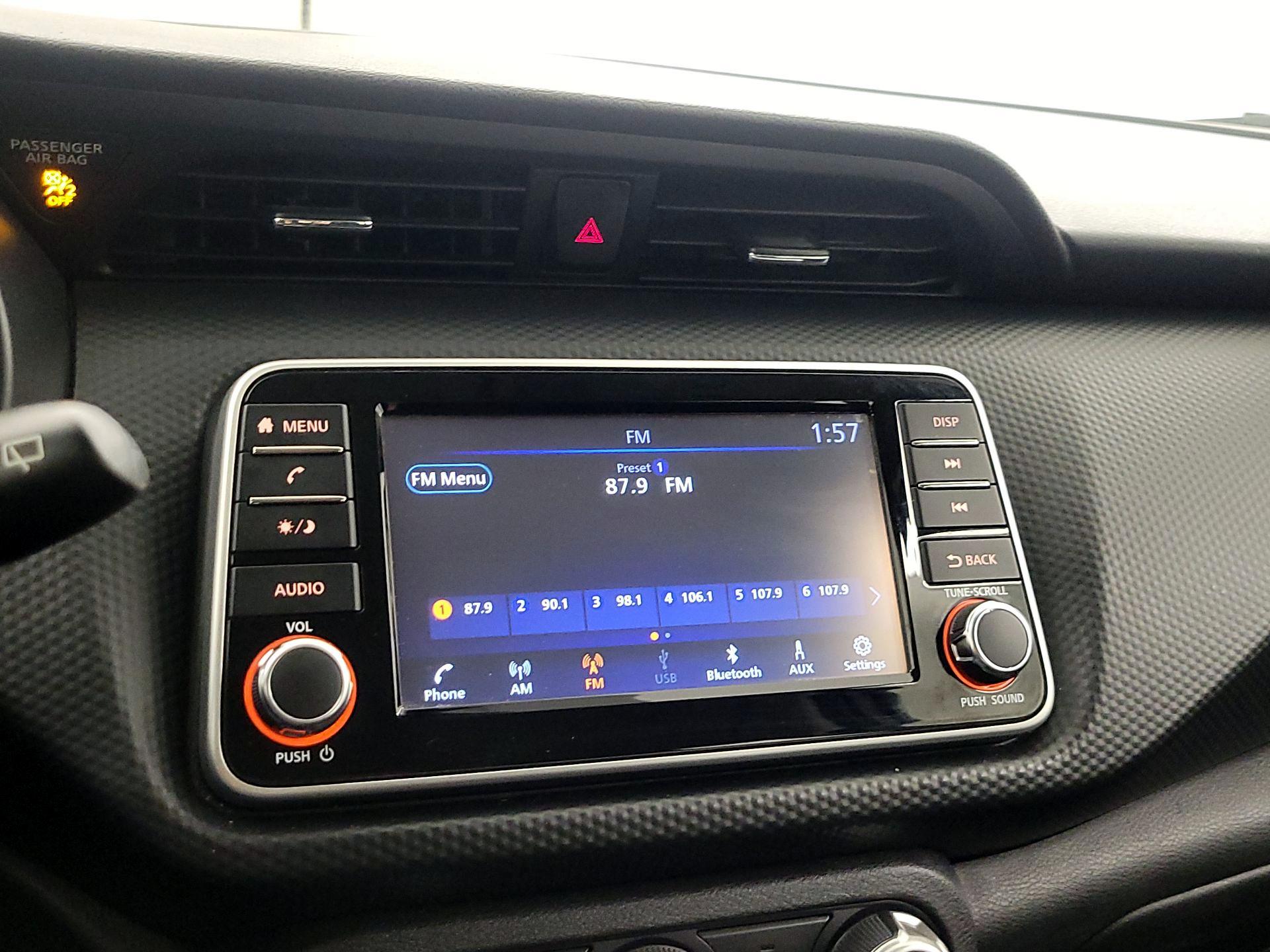 Thumbnail: 2022 Nissan Kicks - 15