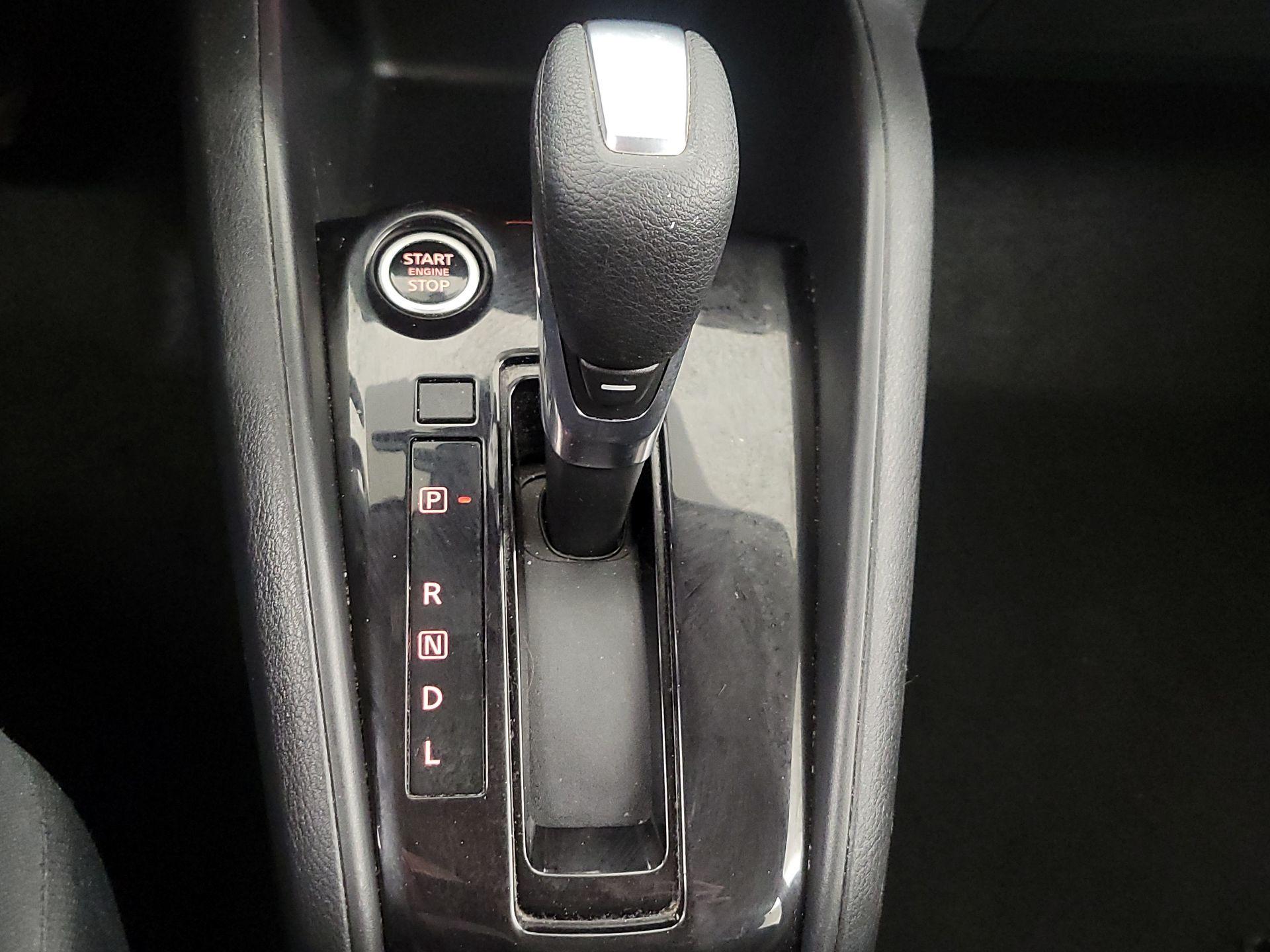 Thumbnail: 2022 Nissan Kicks - 17