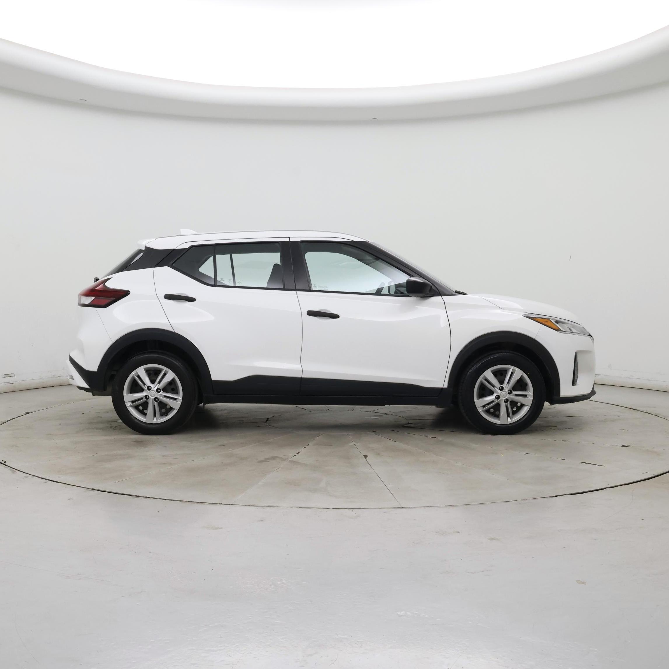 Thumbnail: 2022 Nissan Kicks - 7