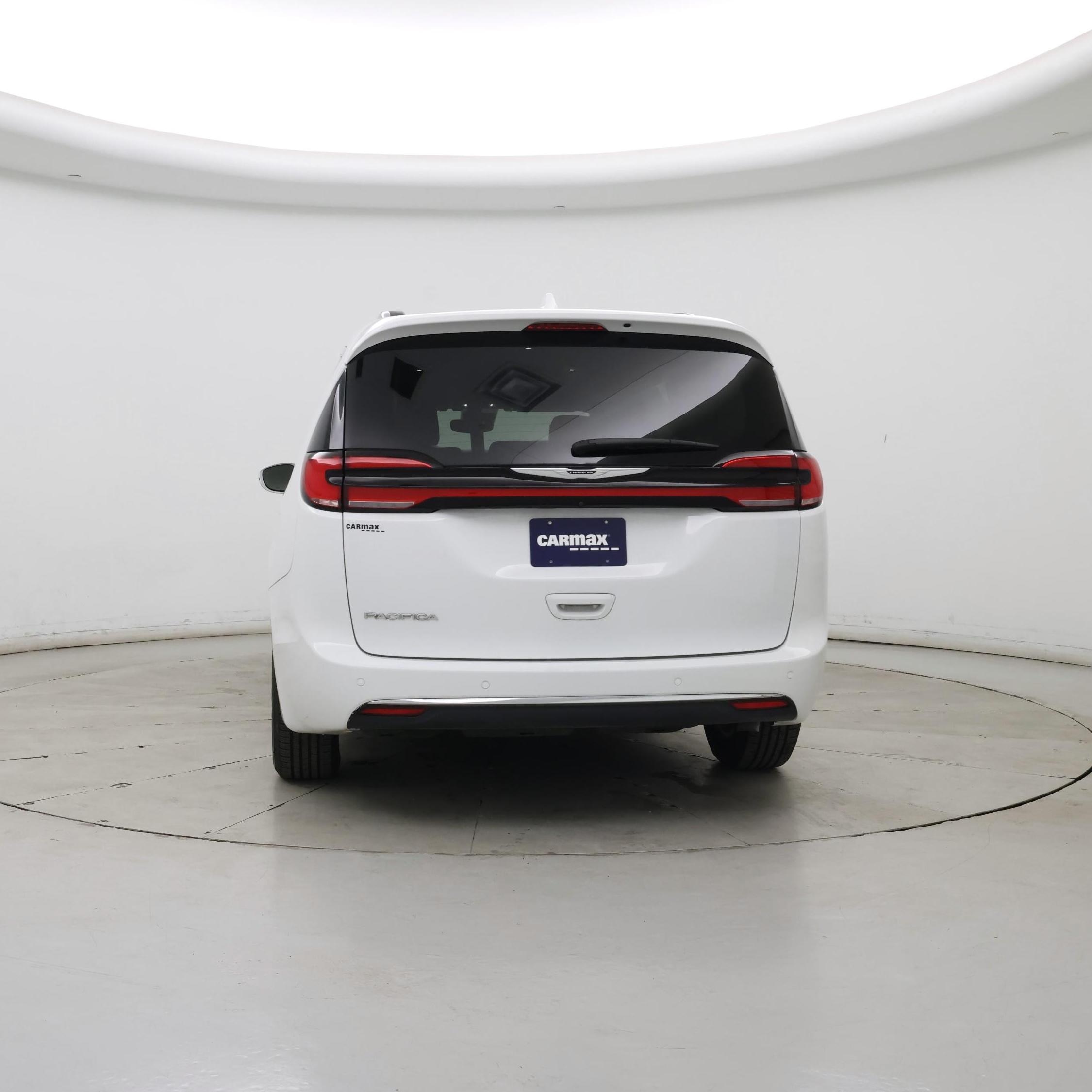 Thumbnail: 2021 Chrysler Pacifica - 6