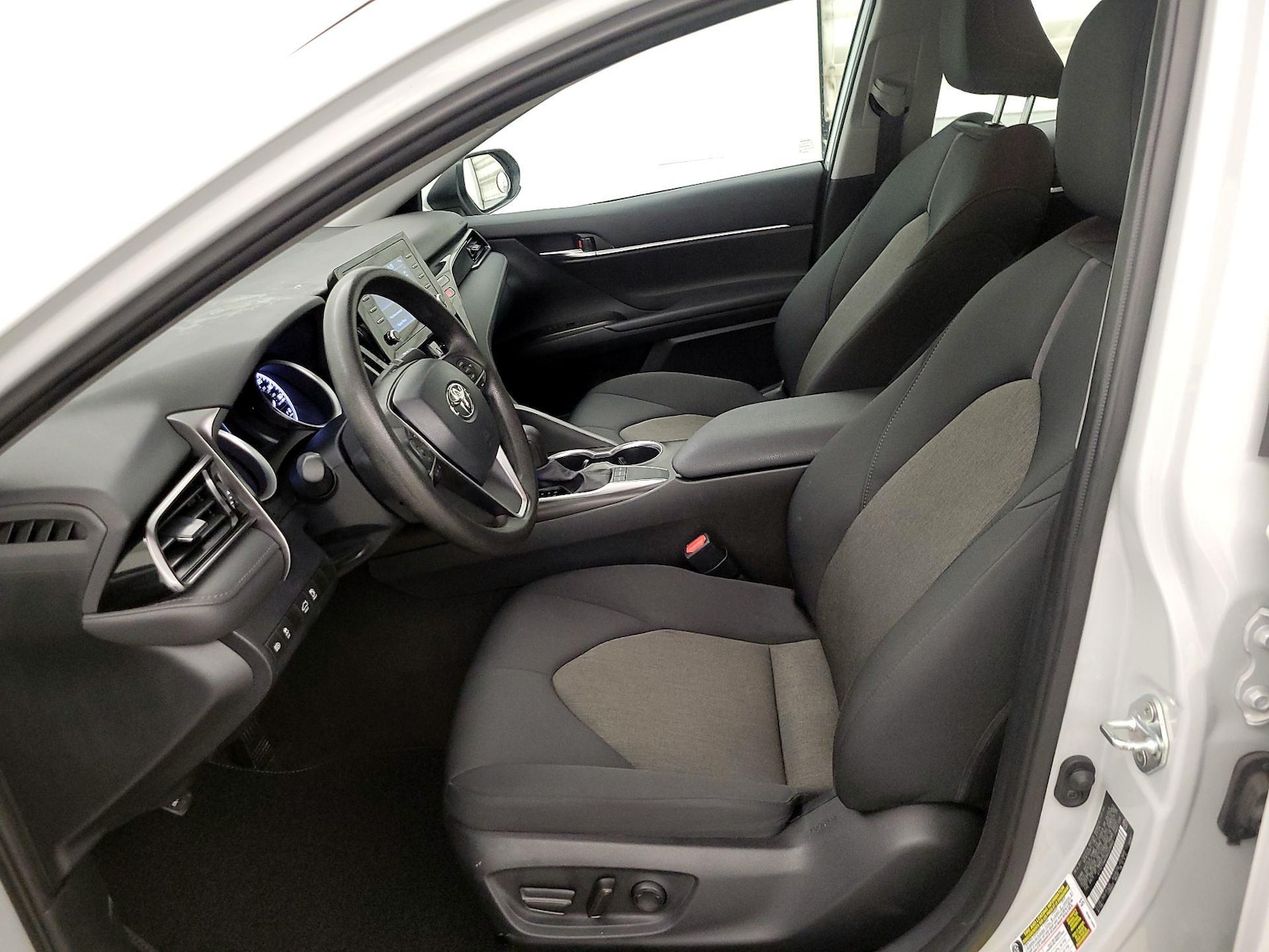 Power Seat(s) & Side Airbags