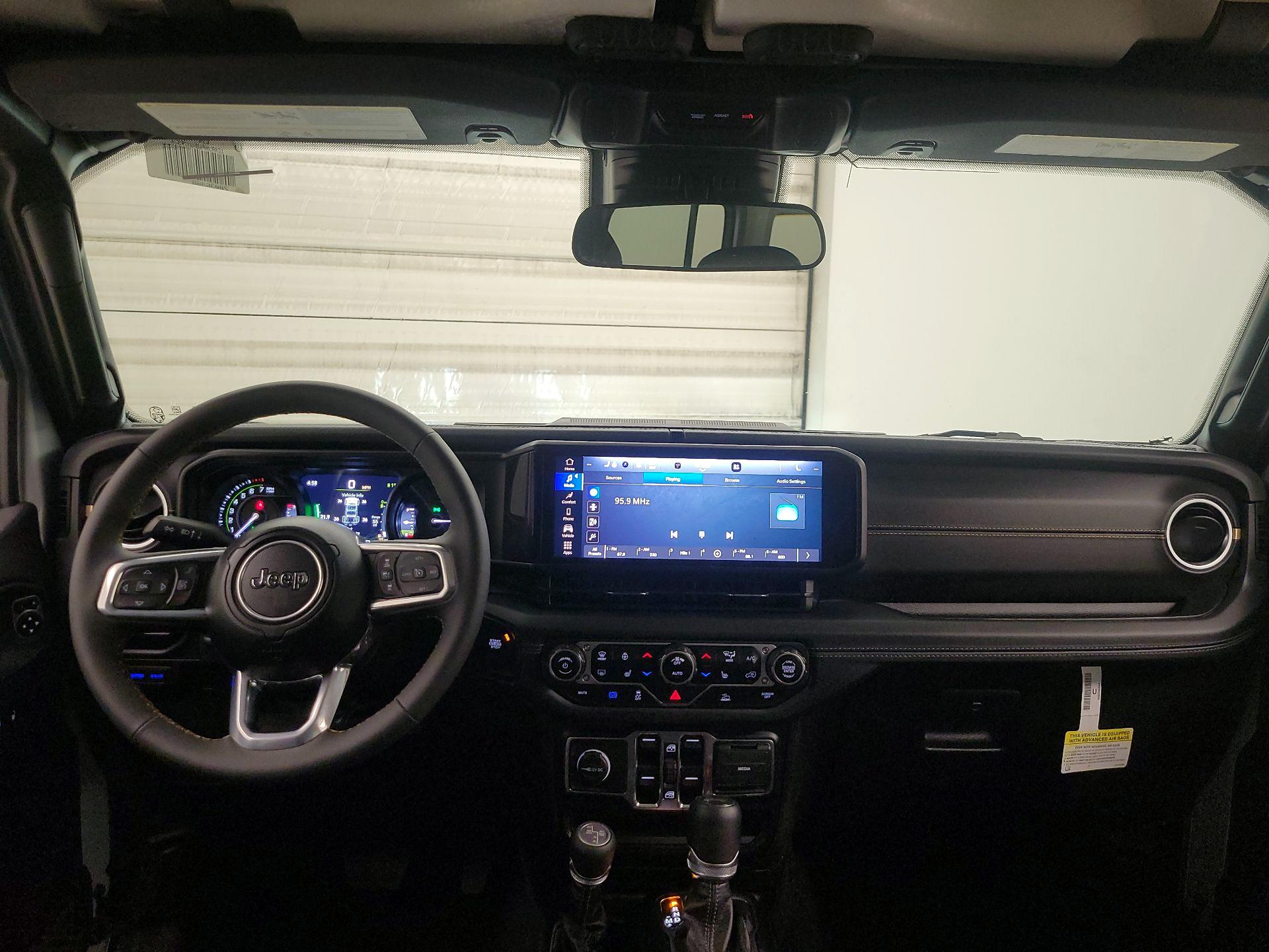 Thumbnail: 2024 Jeep Wrangler - 9