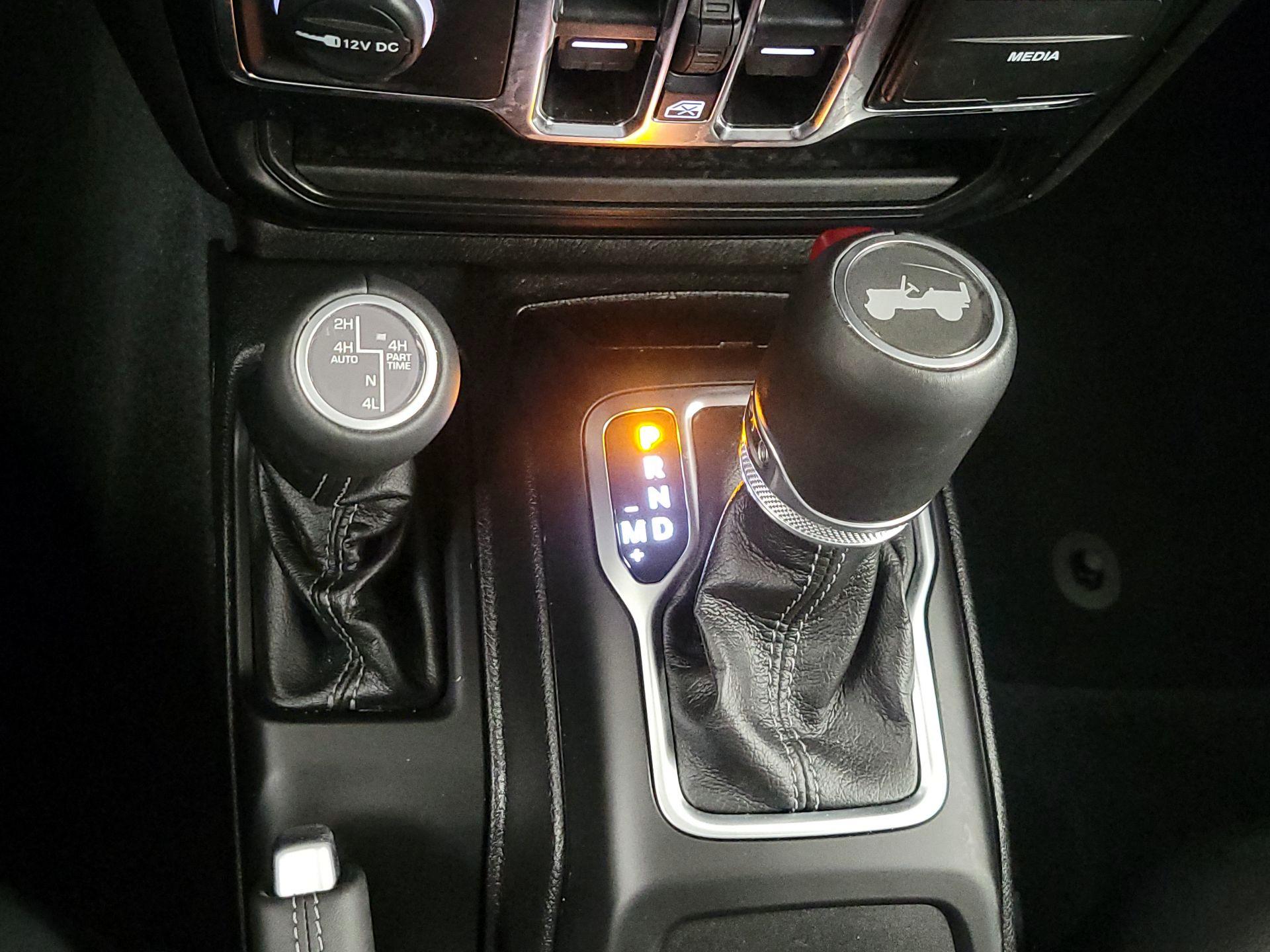 Thumbnail: 2024 Jeep Wrangler - 17