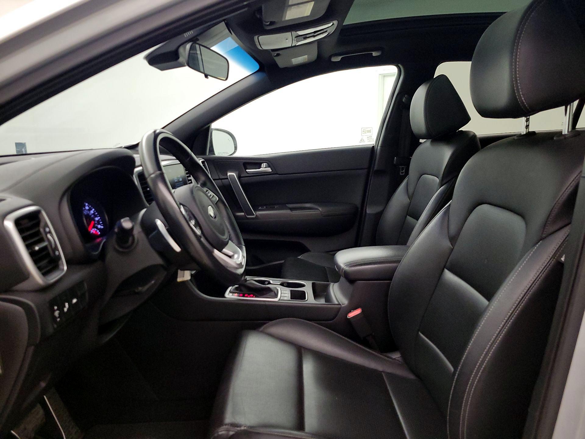 Thumbnail: 2020 Kia Sportage - 11