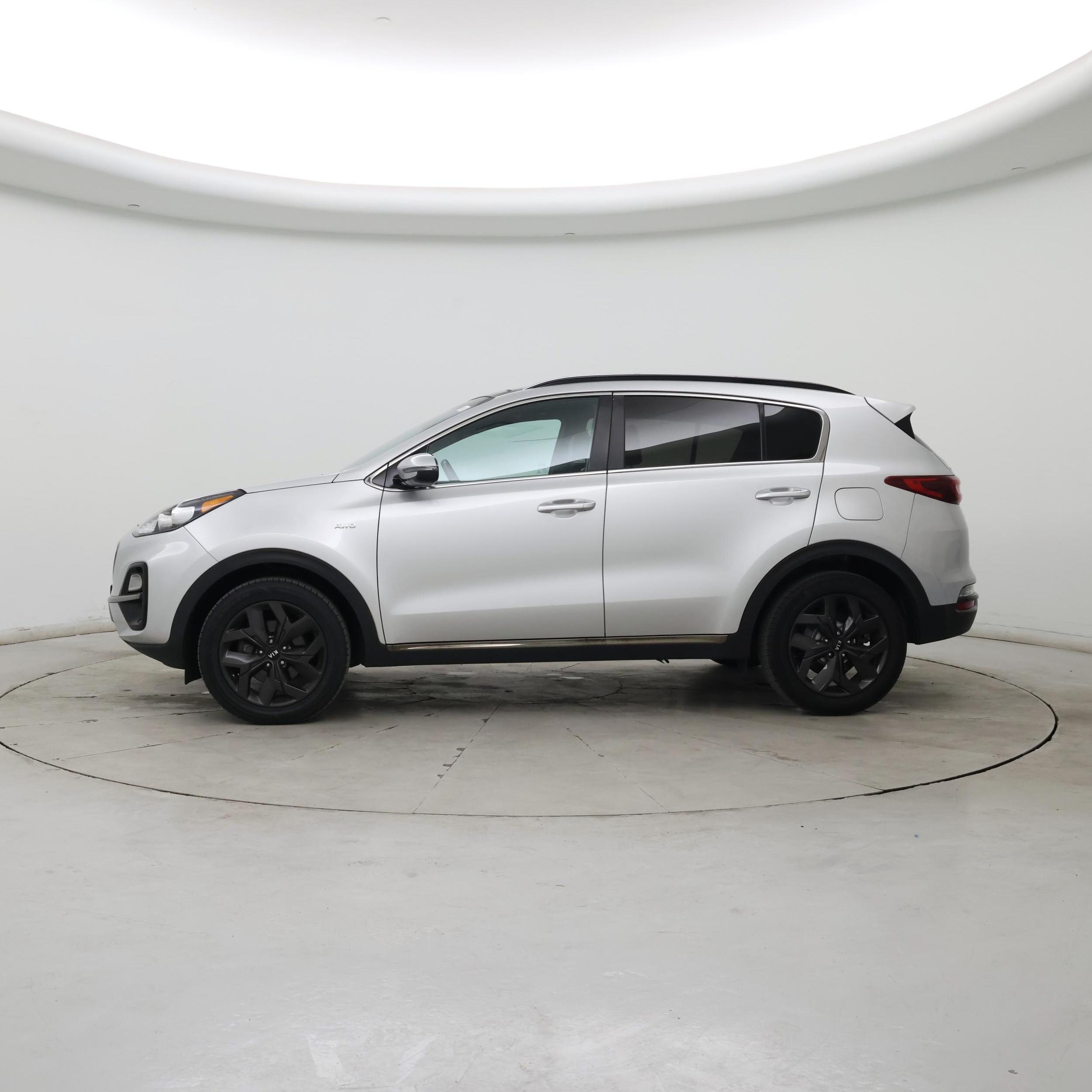 Thumbnail: 2020 Kia Sportage - 3