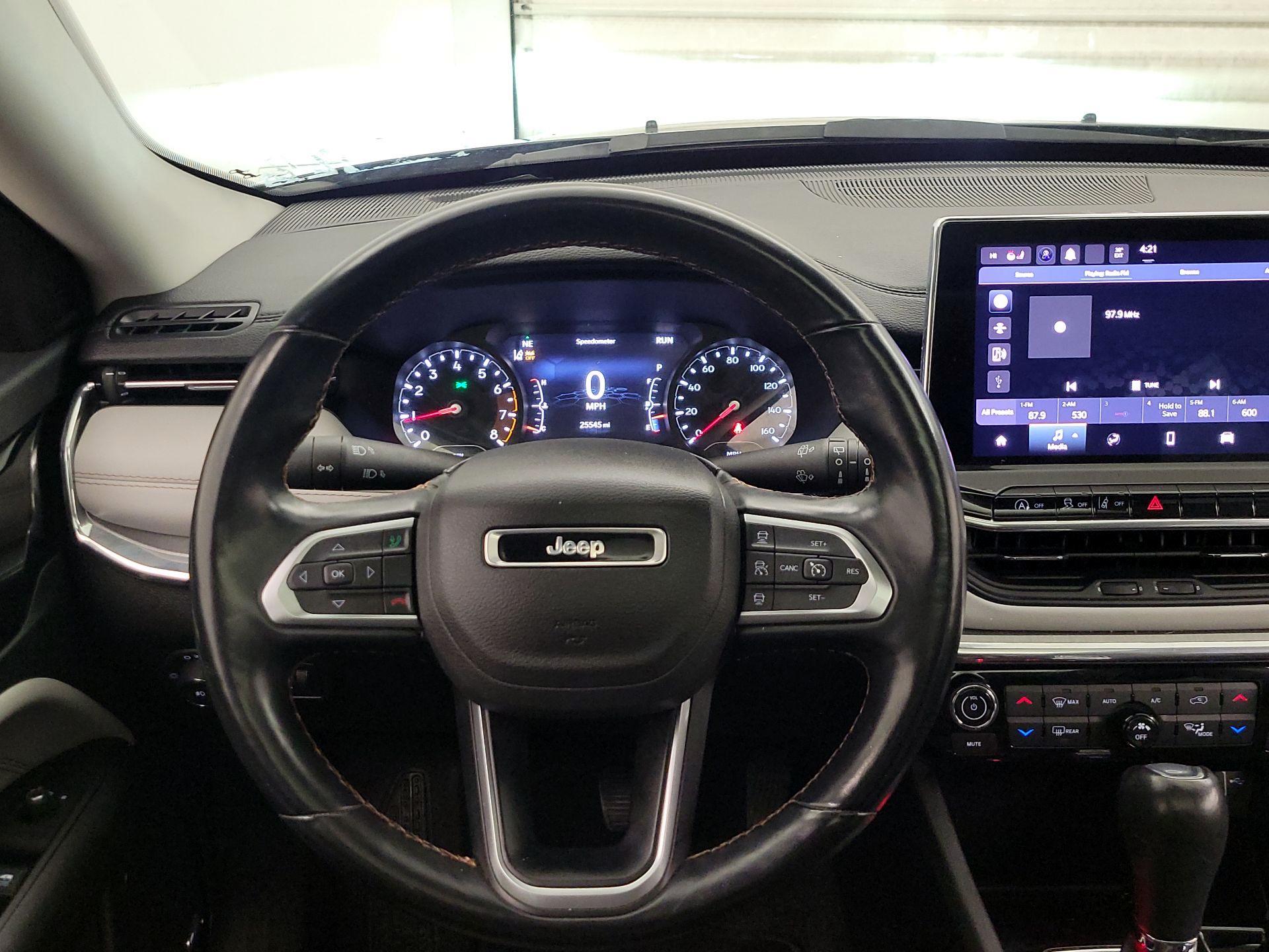 Thumbnail: 2022 Jeep Compass - 10