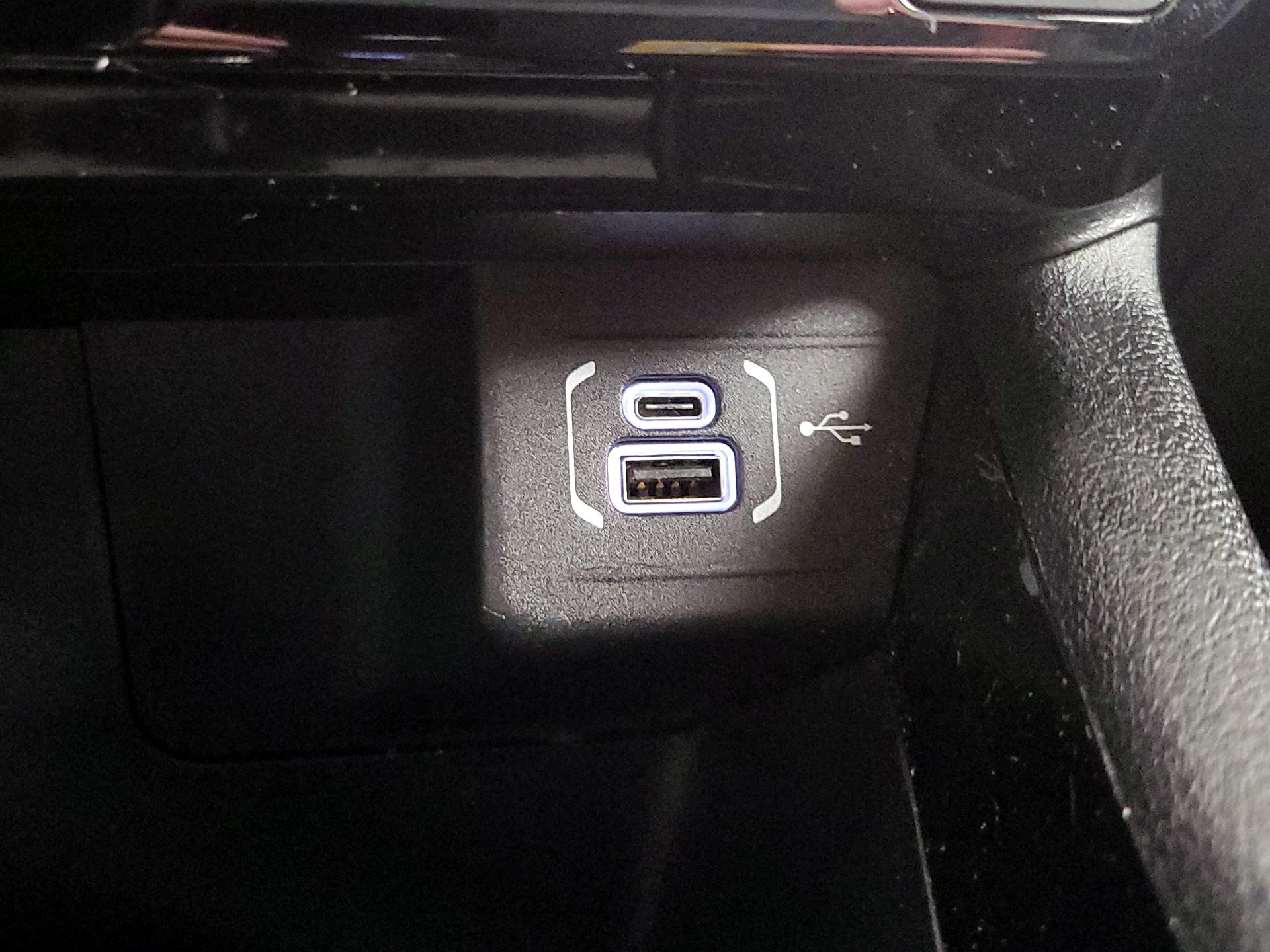 Thumbnail: 2022 Jeep Compass - 18