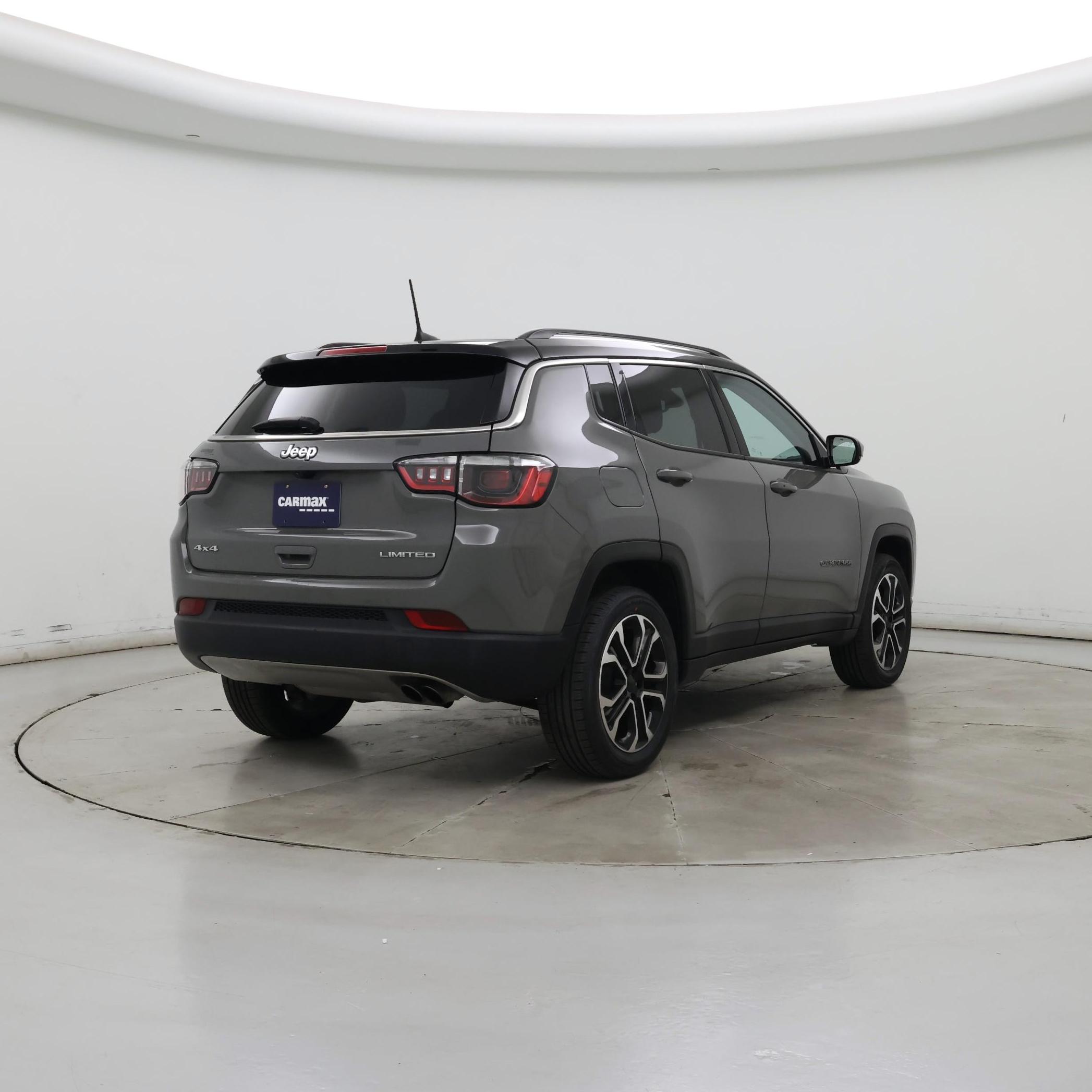 Thumbnail: 2022 Jeep Compass - 8