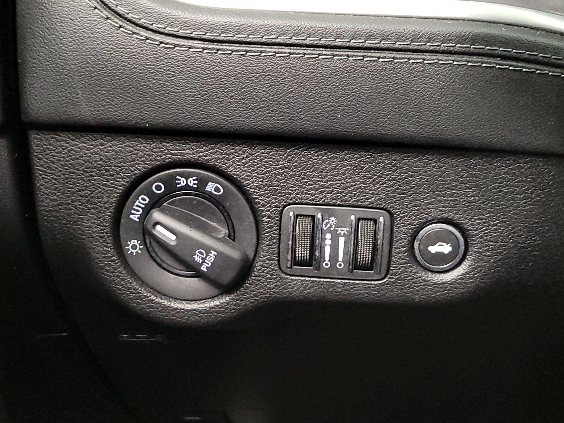 Thumbnail: 2022 Dodge Charger - 13