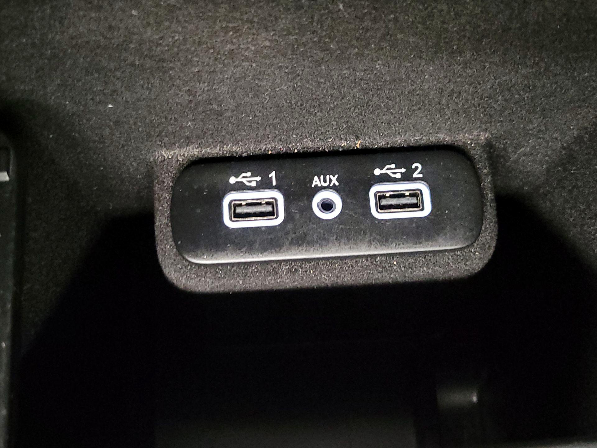 Thumbnail: 2022 Dodge Charger - 19