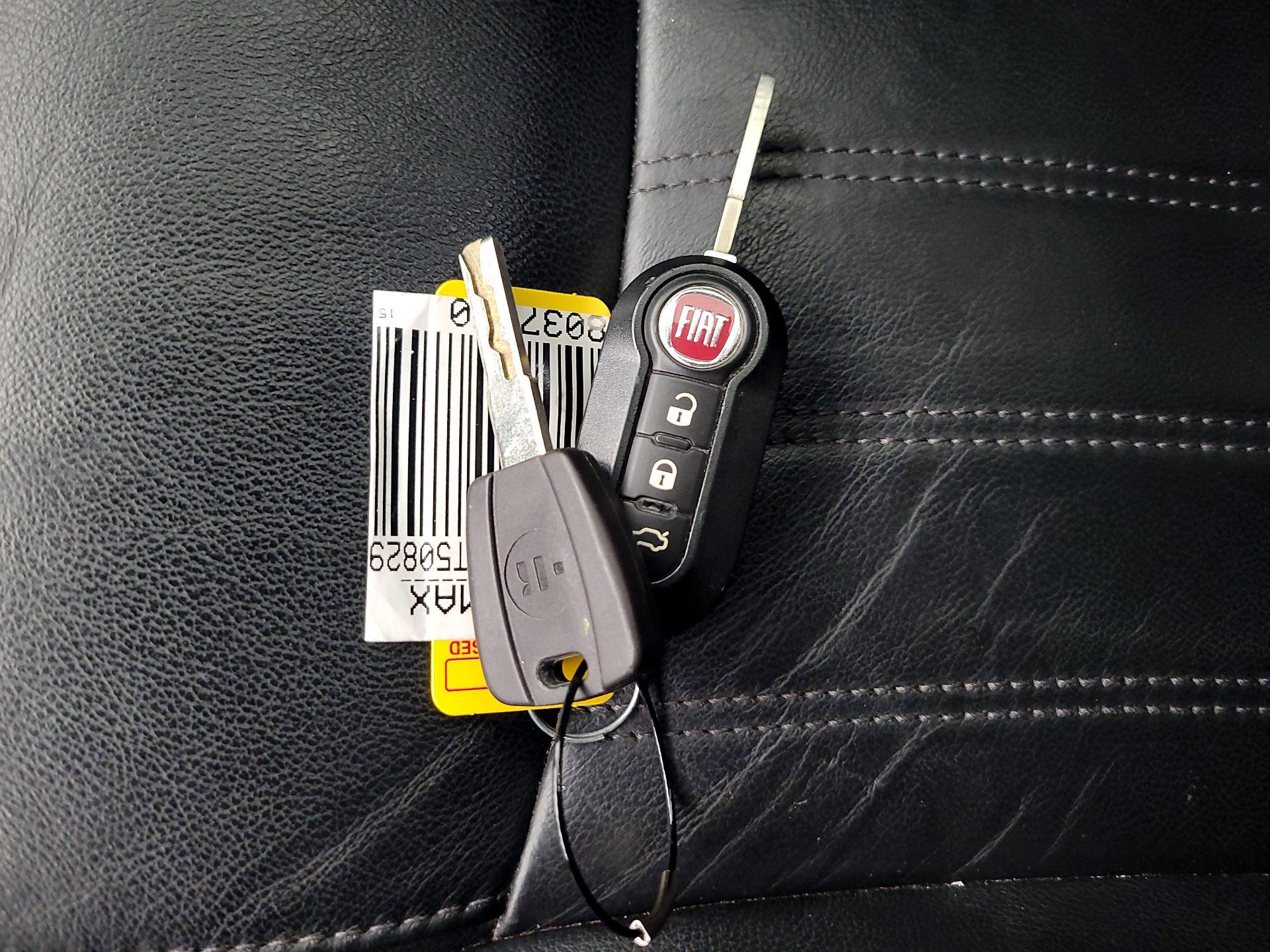 Thumbnail: 2015 Fiat 500 - 20