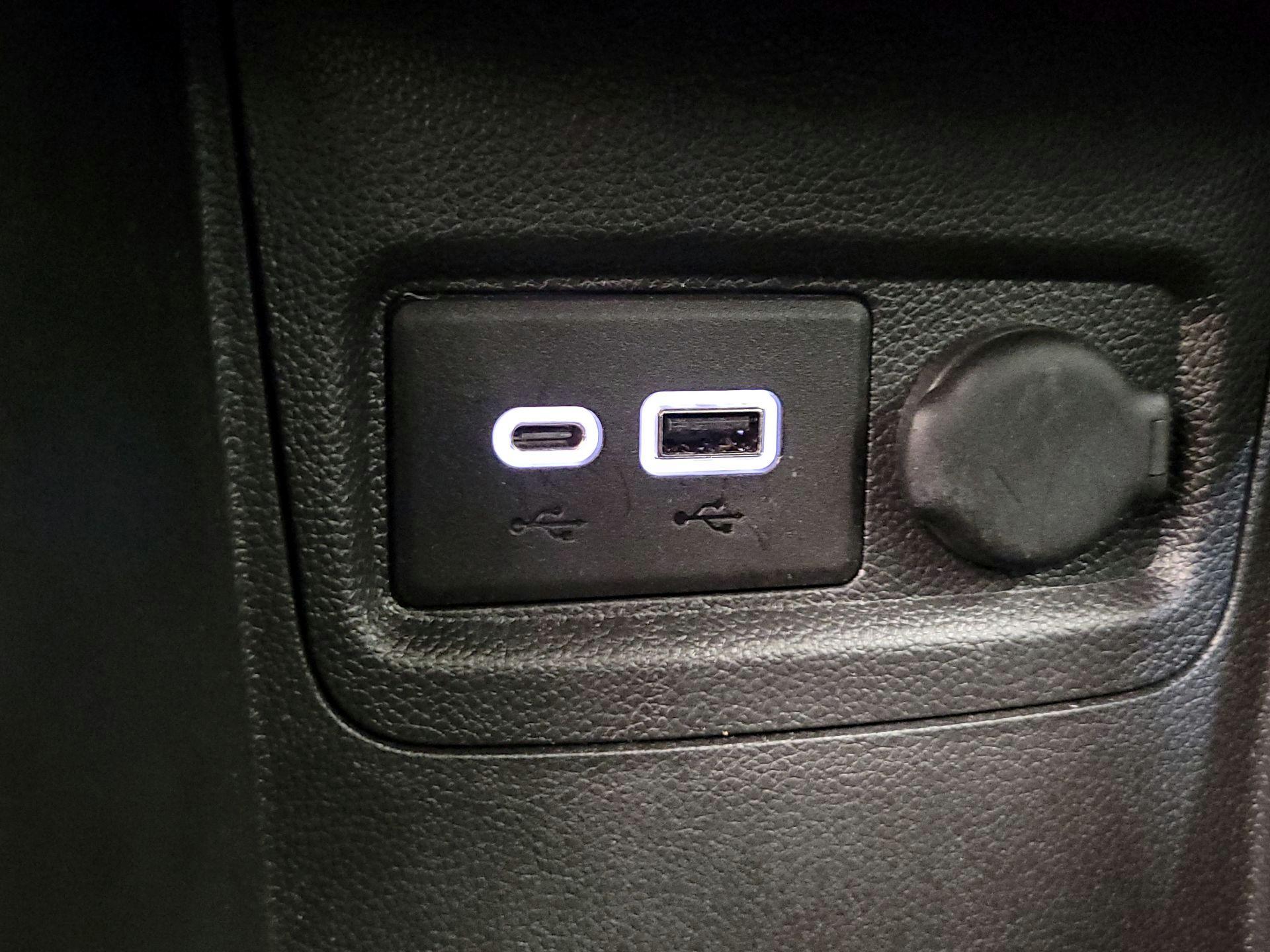 Thumbnail: 2022 Chevrolet Spark - 18