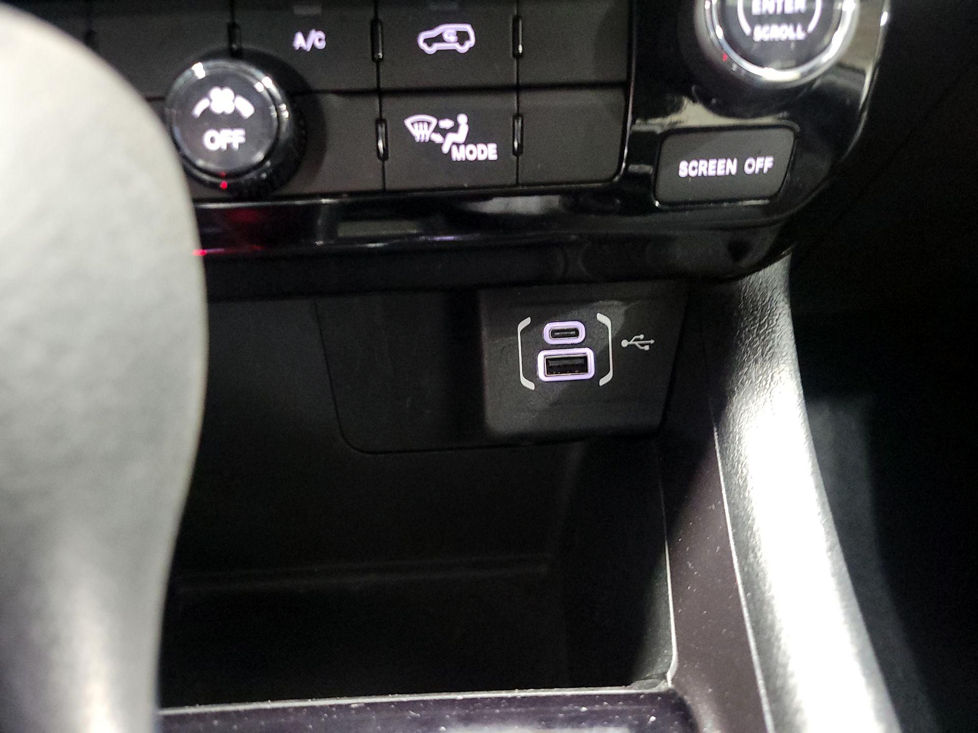 Thumbnail: 2024 Jeep Compass - 18