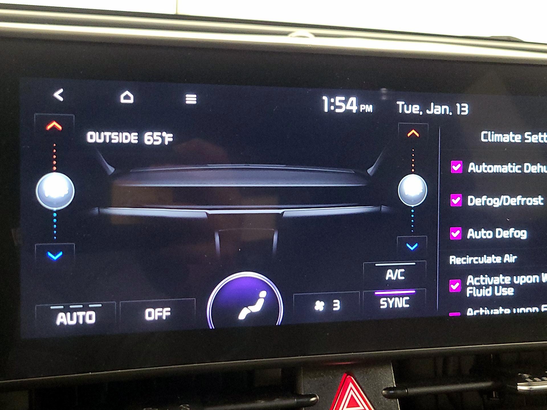 Thumbnail: 2023 Kia Sportage - 17