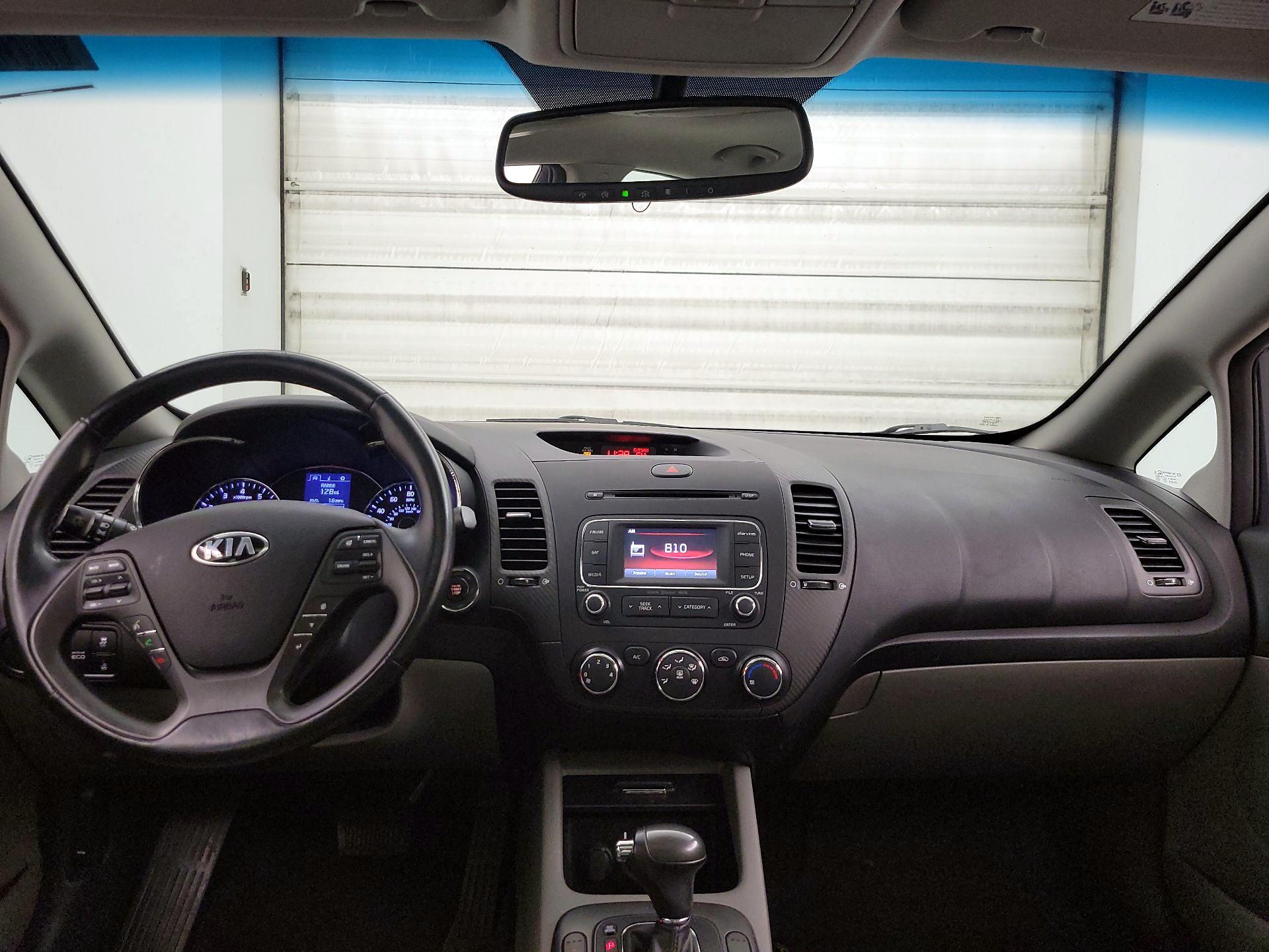 Thumbnail: 2015 Kia Forte - 9