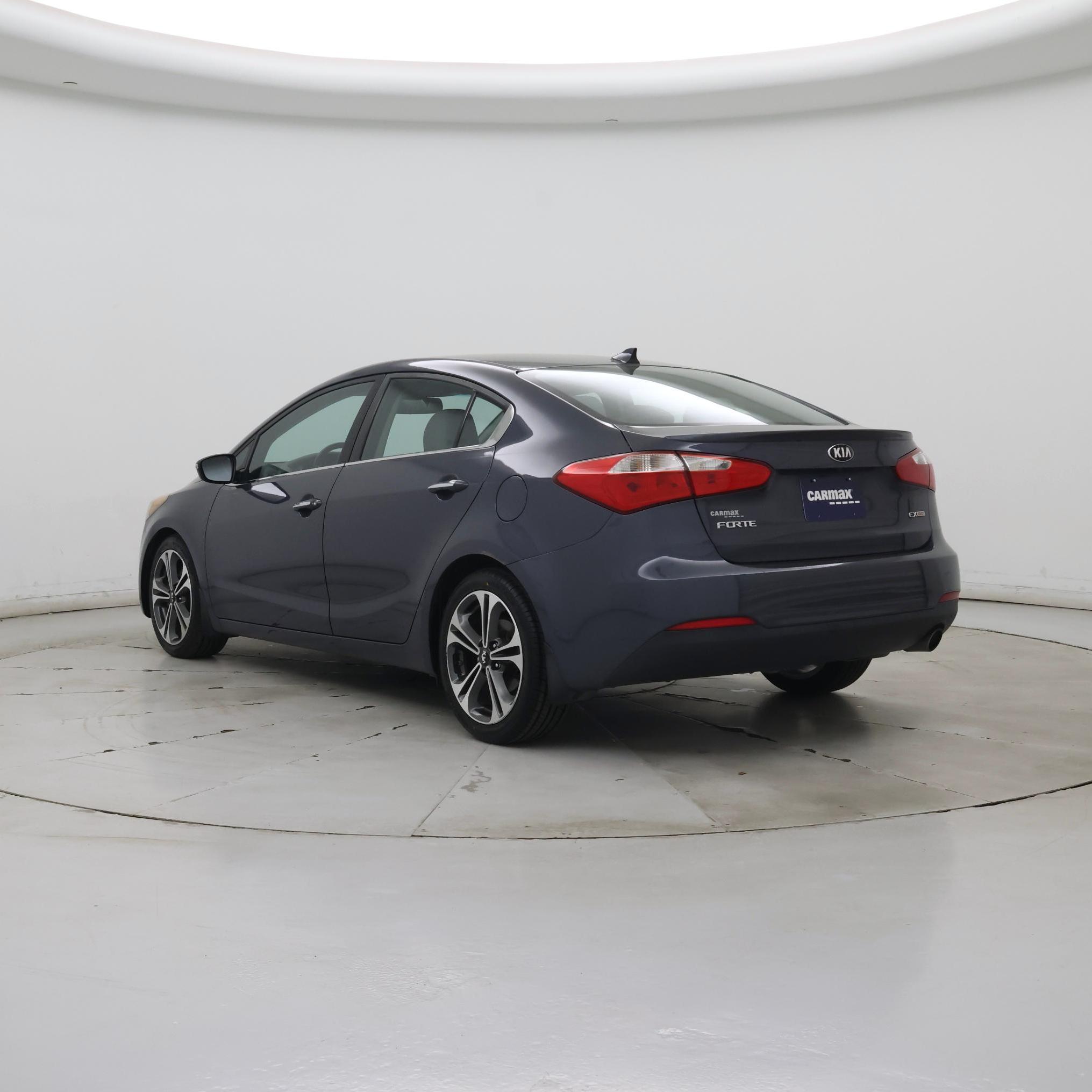 Thumbnail: 2015 Kia Forte - 2