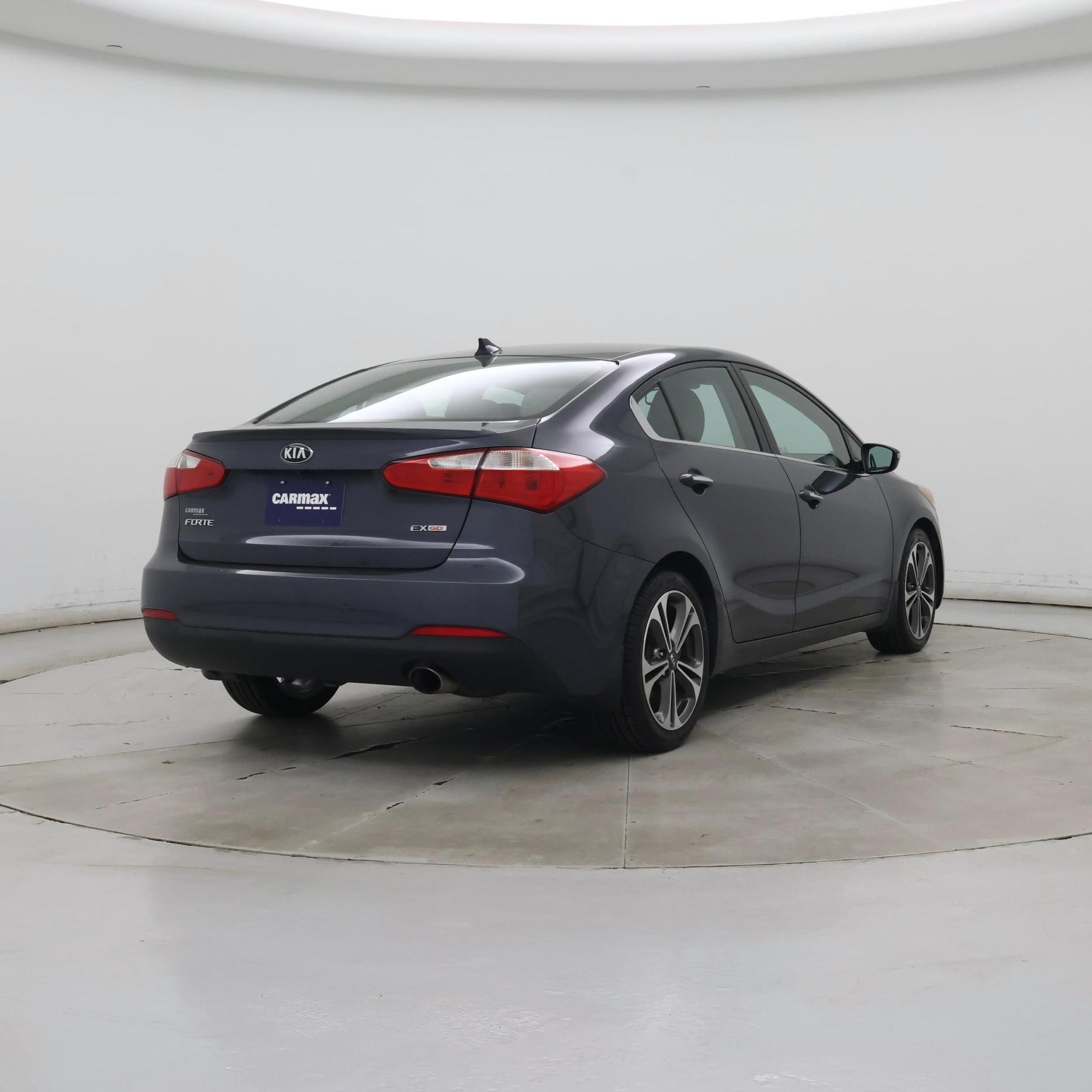 Thumbnail: 2015 Kia Forte - 8