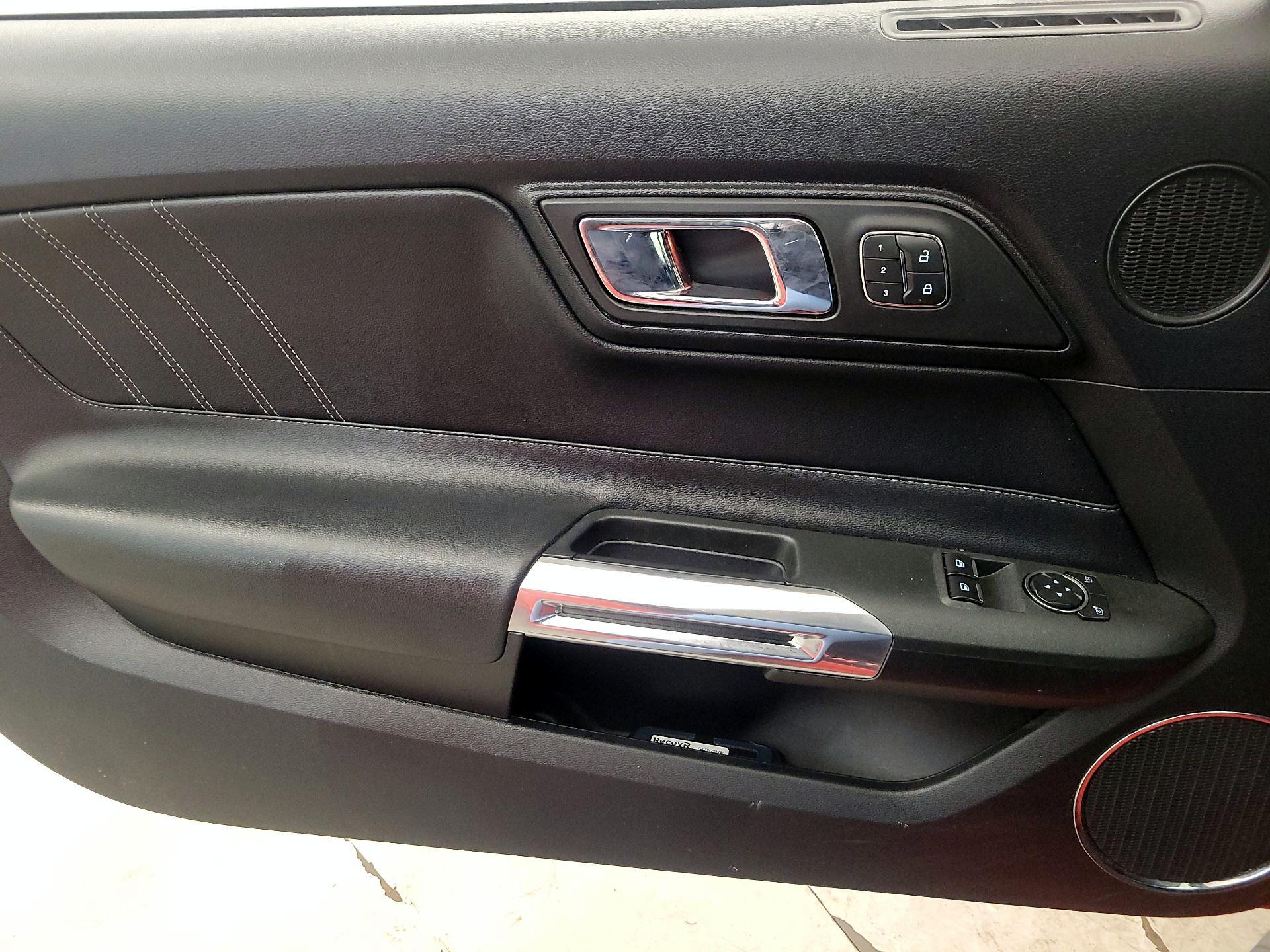 Thumbnail: 2016 Ford Mustang - 12