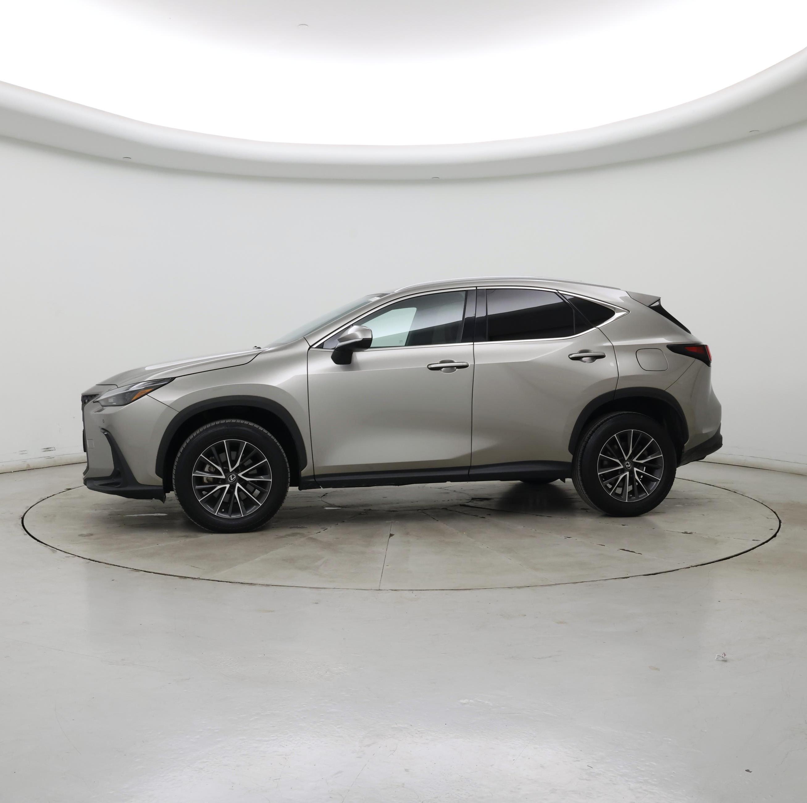 Thumbnail: 2023 Lexus NX - 3