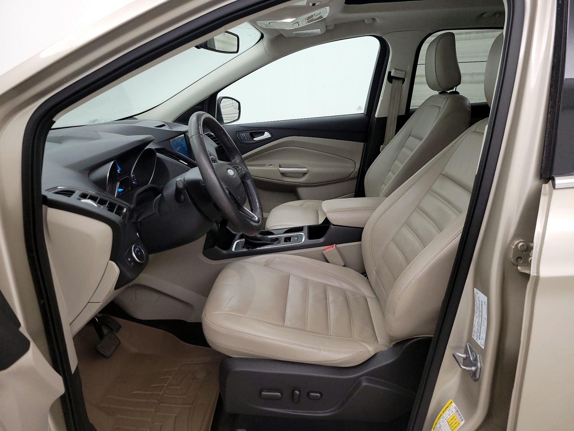 Thumbnail: 2018 Ford Escape - 11