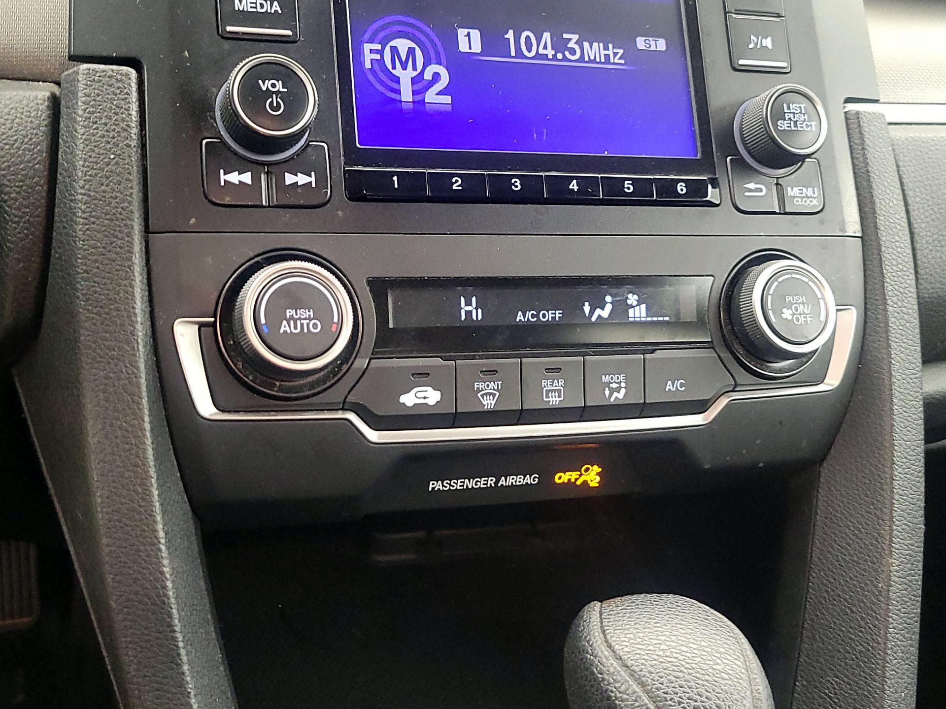 Thumbnail: 2019 Honda Civic - 16