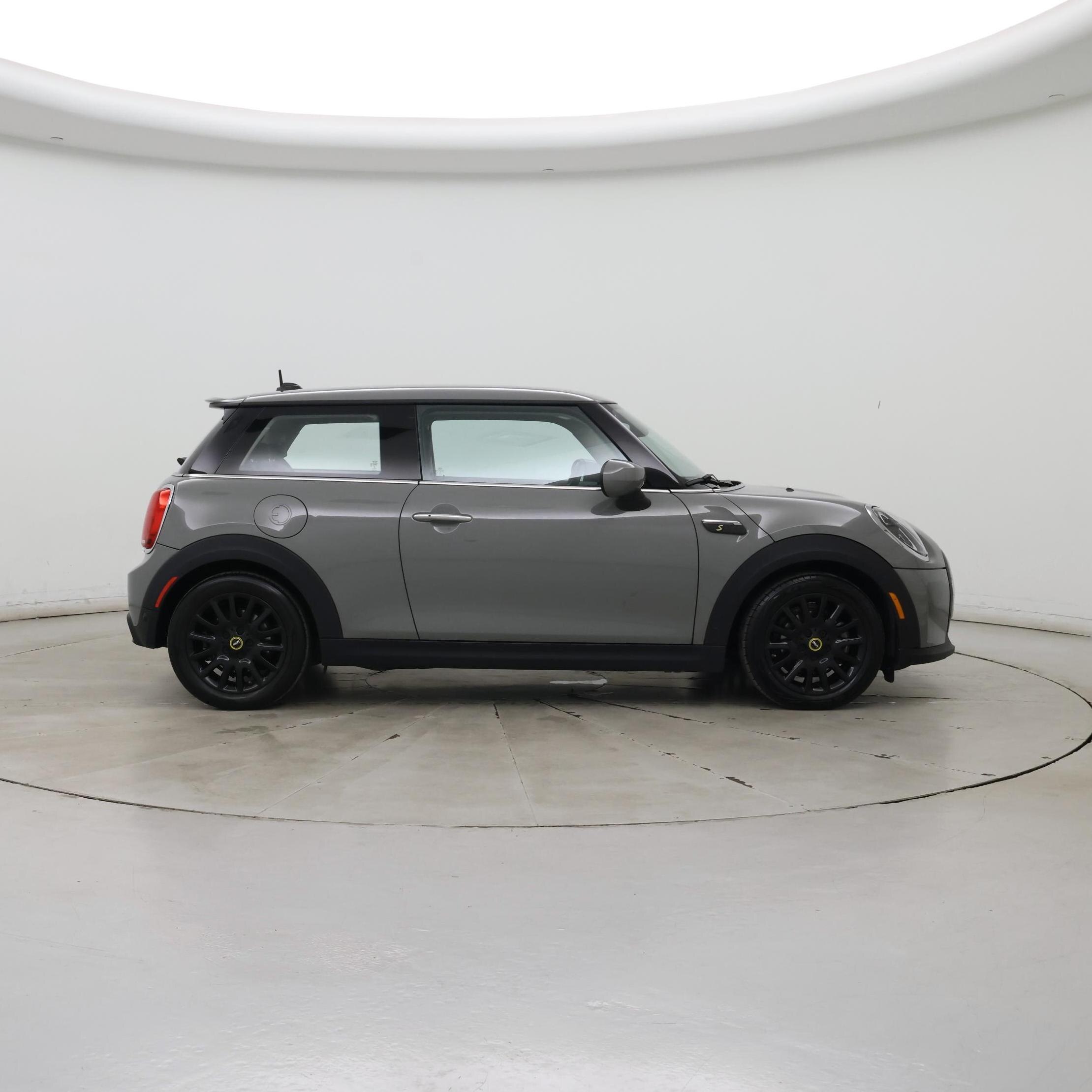Thumbnail: 2022 MINI Cooper Hardtop - 7