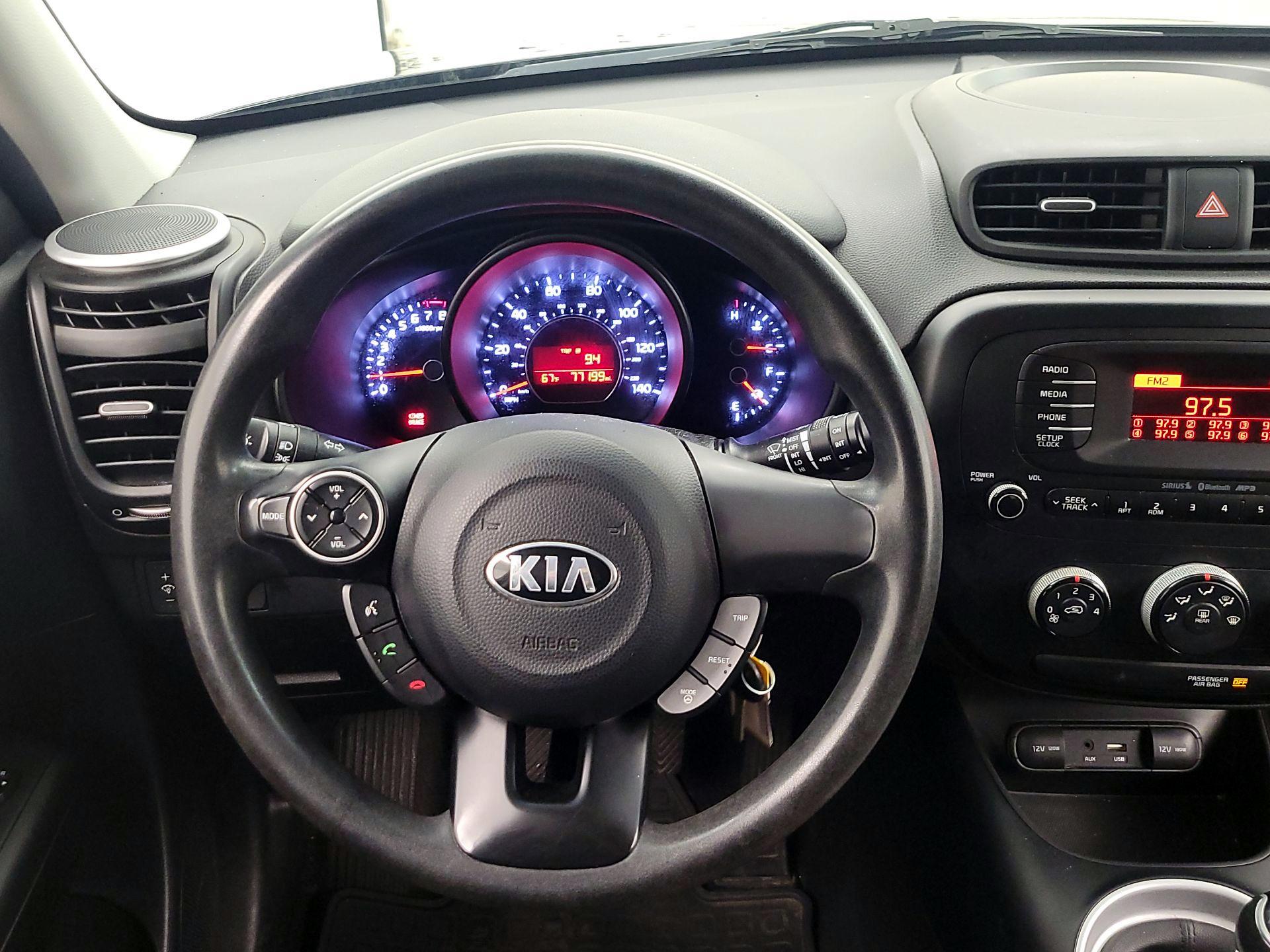Thumbnail: 2016 Kia Soul - 10