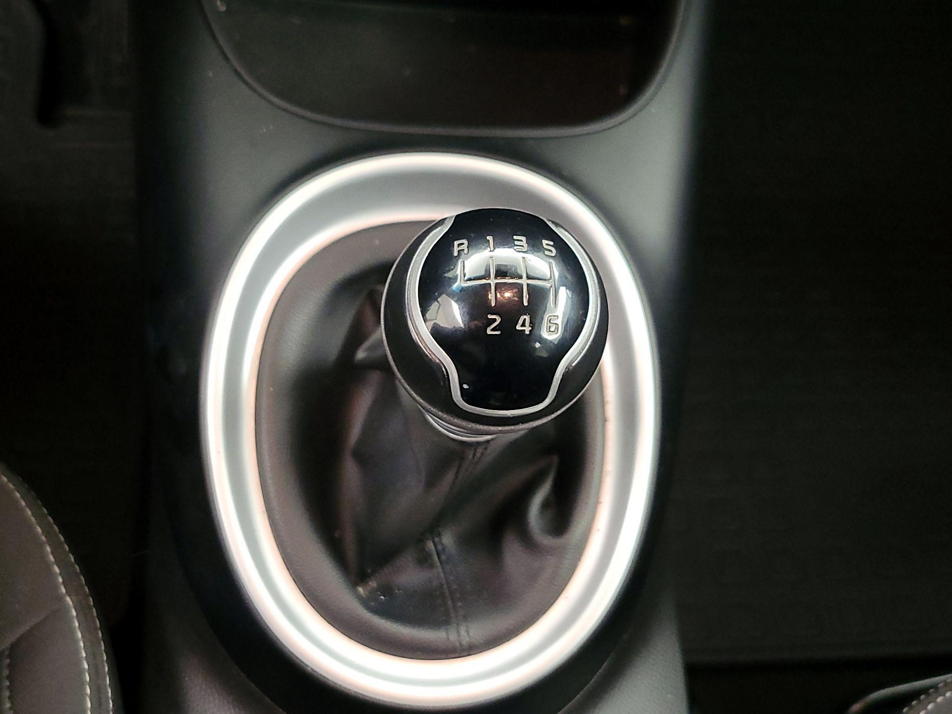 Thumbnail: 2016 Kia Soul - 16