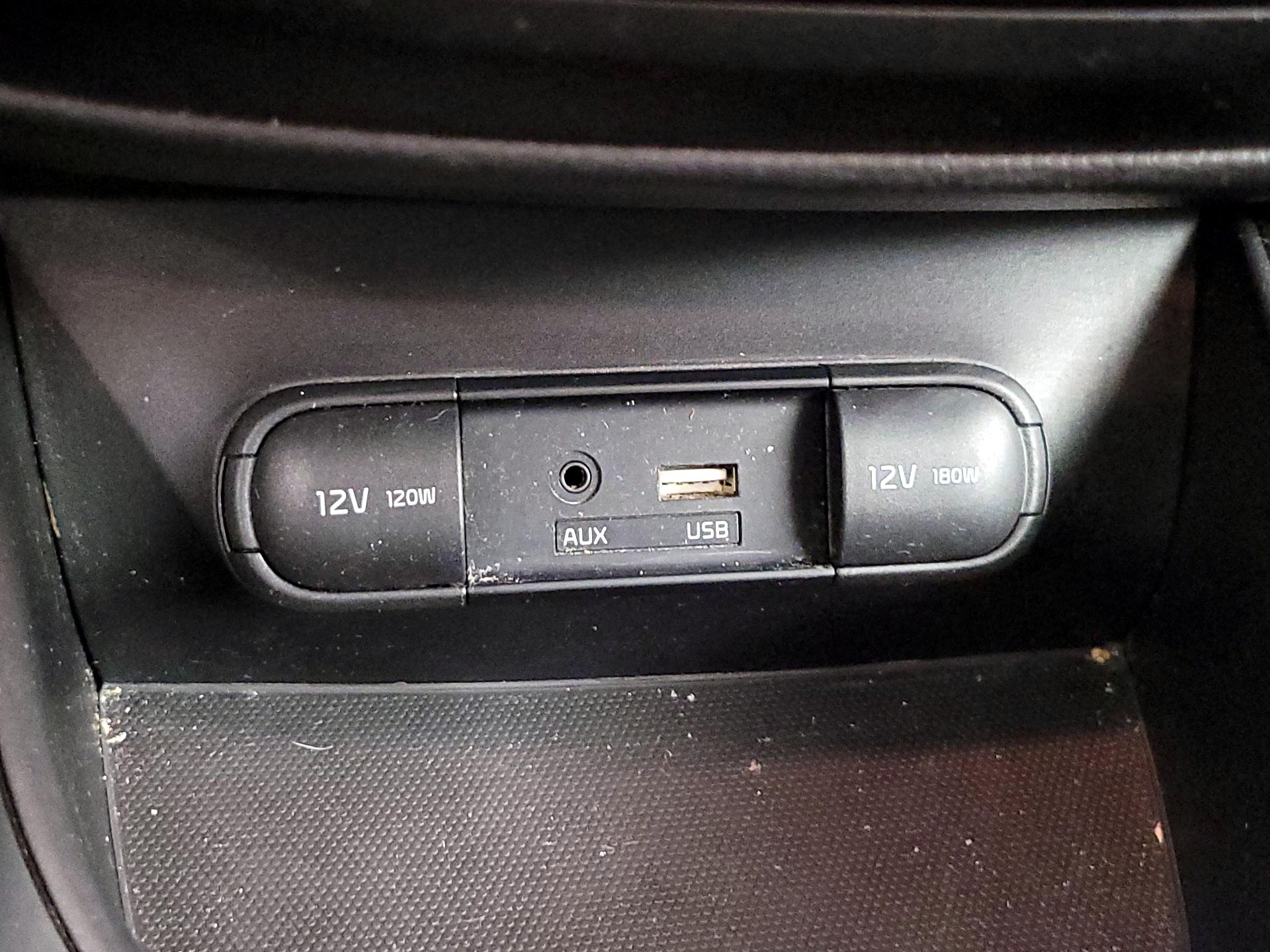 Thumbnail: 2016 Kia Soul - 17