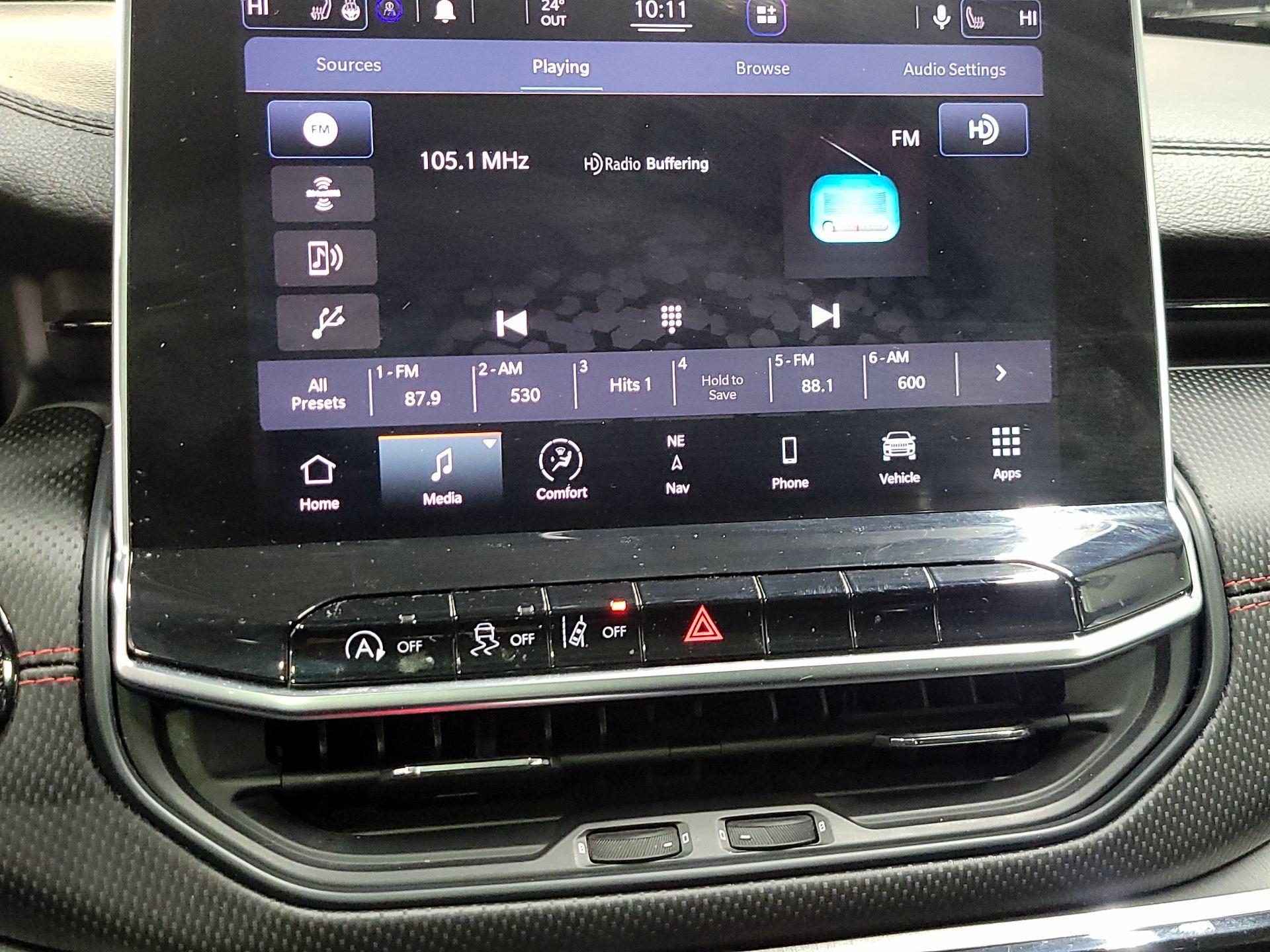 Thumbnail: 2022 Jeep Compass - 16