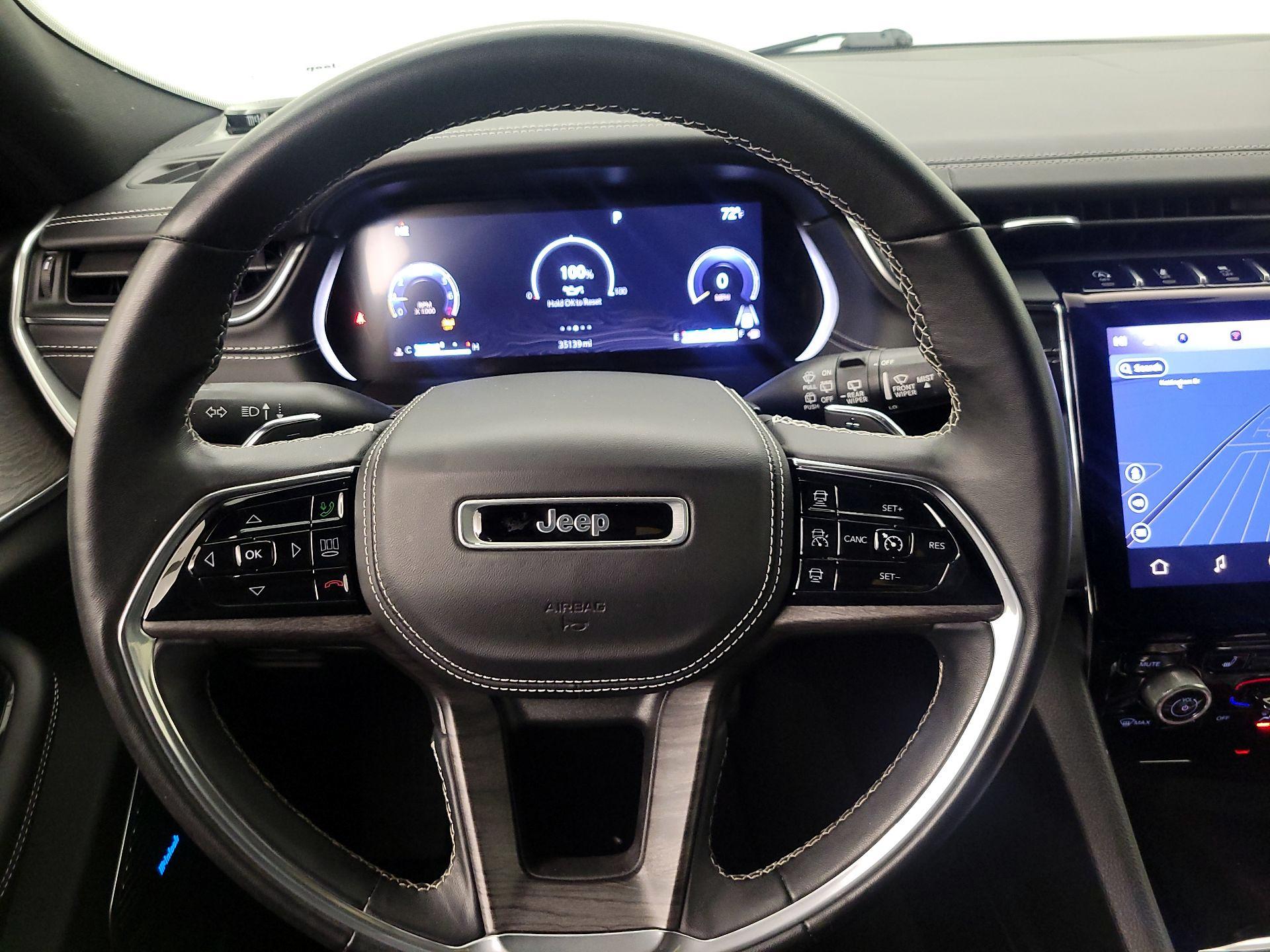 Thumbnail: 2022 Jeep Grand Cherokee - 10