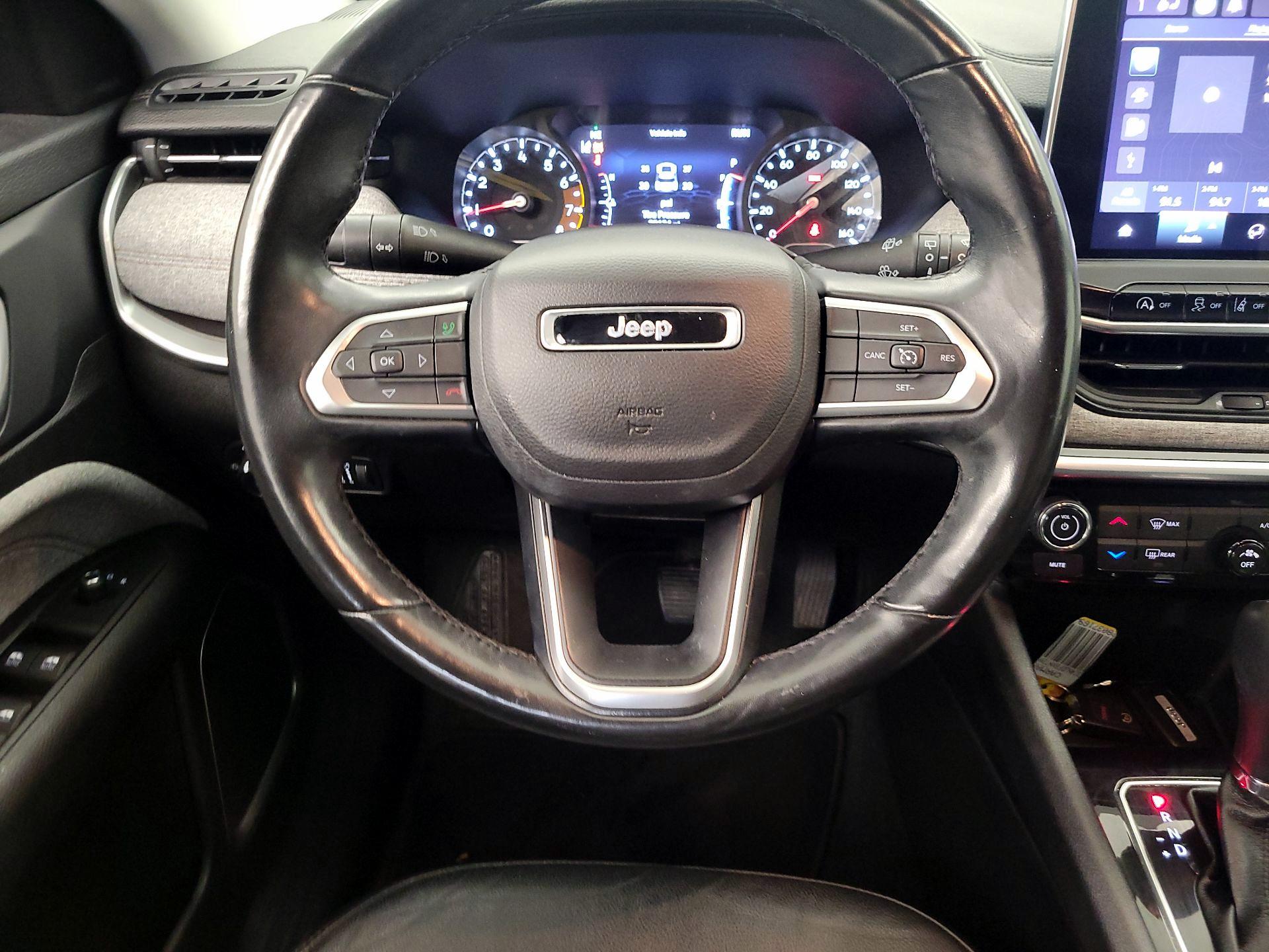 Thumbnail: 2022 Jeep Compass - 10