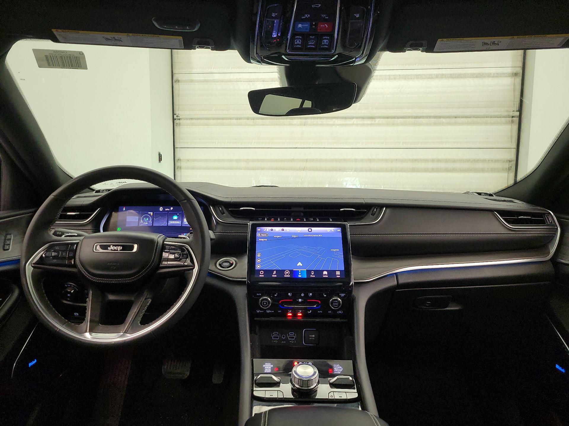 Thumbnail: 2023 Jeep Grand Cherokee - 9