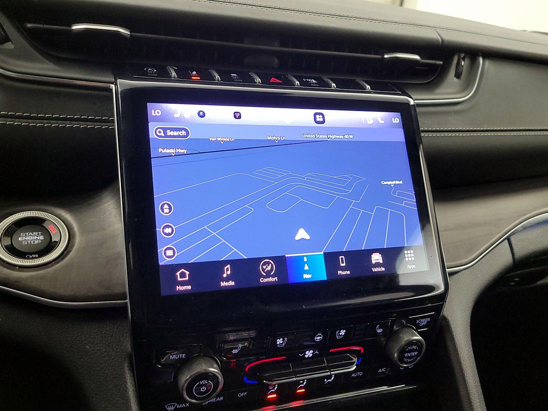 Thumbnail: 2023 Jeep Grand Cherokee - 14